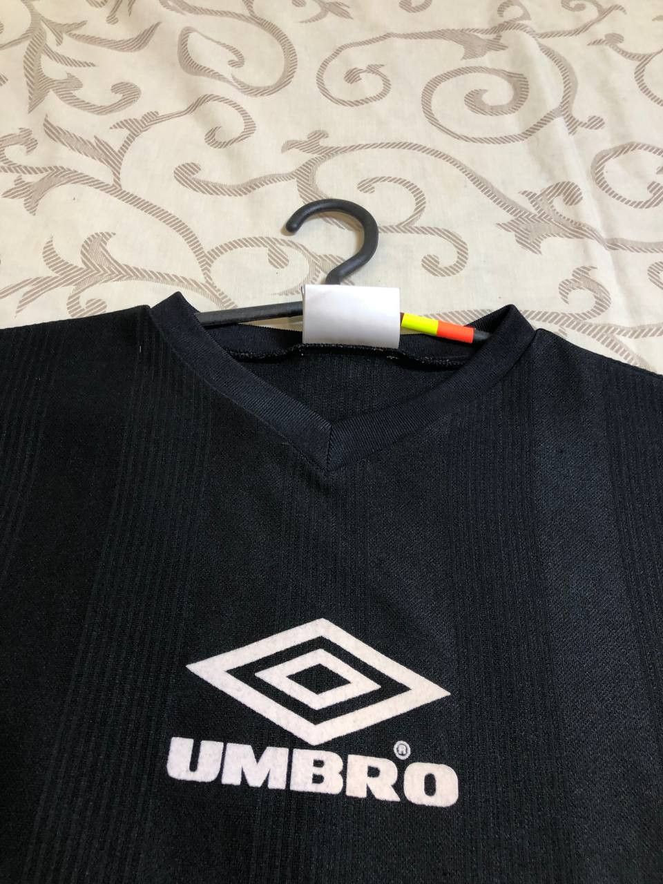 Umbro Umbro Vintage Jersey Big Logo 90s Casual Shirt Black Tee Size US M / EU 48-50 / 2 - 7 Thumbnail
