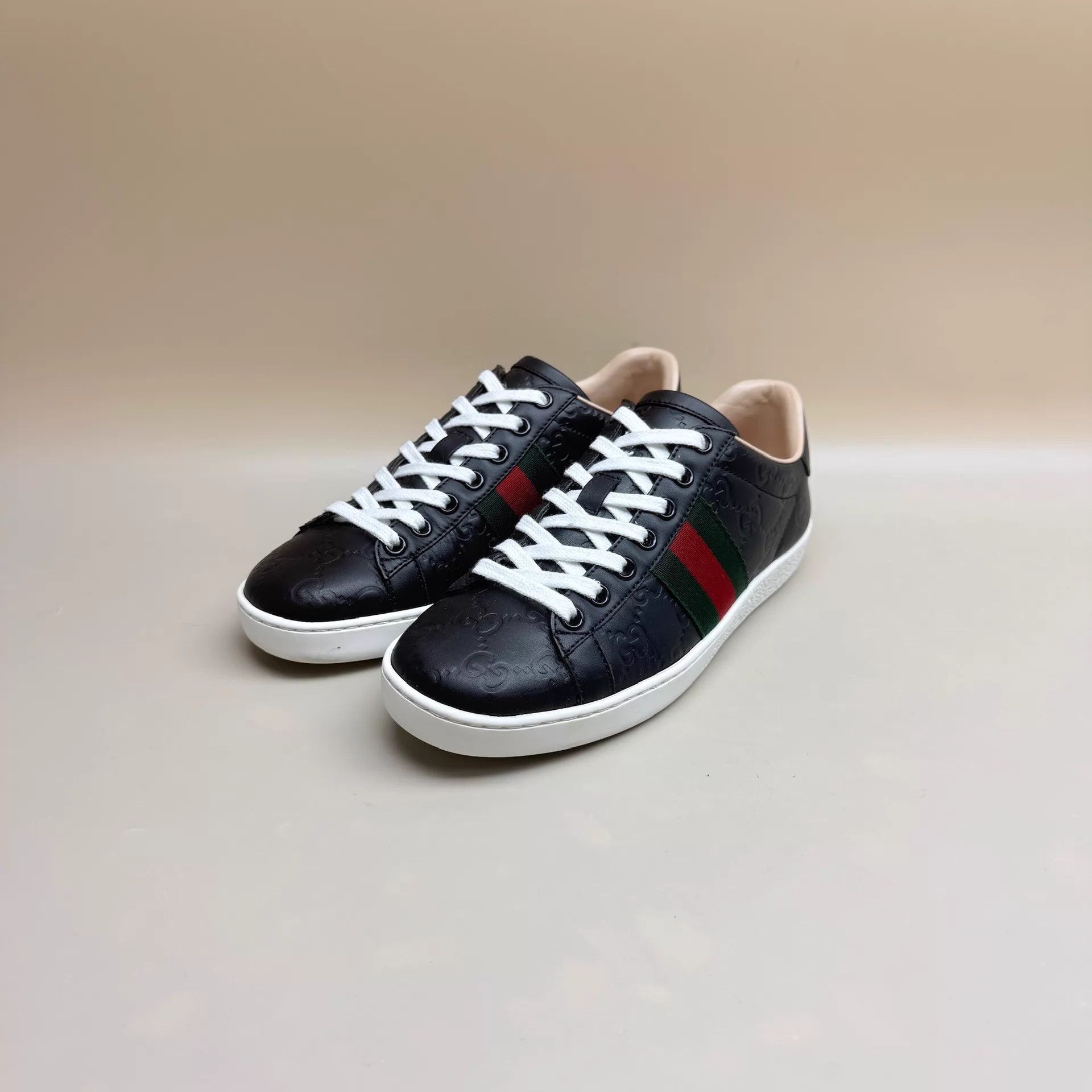Gucci GUCCI Black Dark All-Over Print Sneaker 35 Mint Size US 4.5 / IT 34.5 - 1 Thumbnail