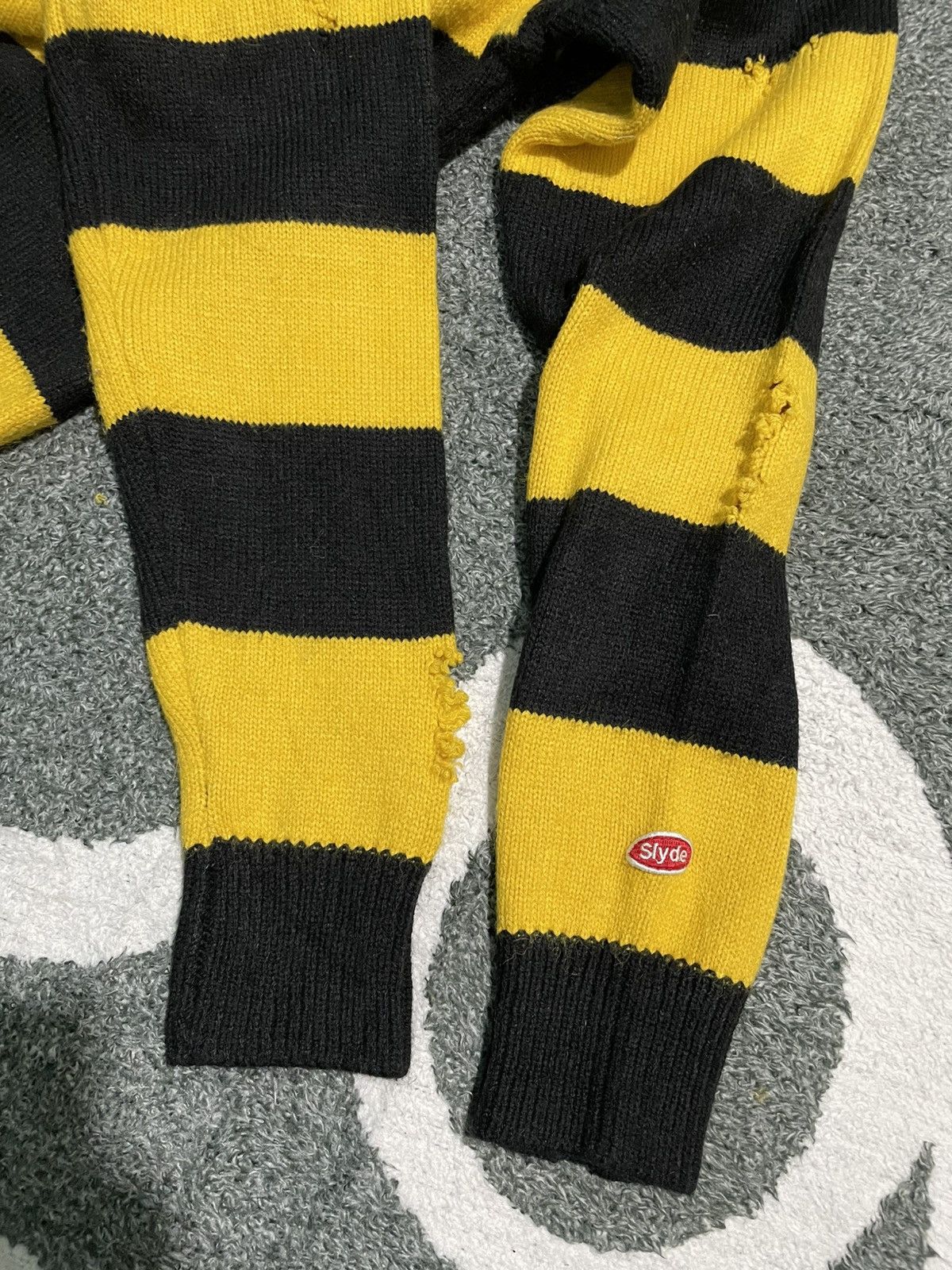 Japanese Brand SLYDE DISTRESSED STRIPED PUNK STYLE KNITWEAR Size US M / EU 48-50 / 2 - 10 Thumbnail