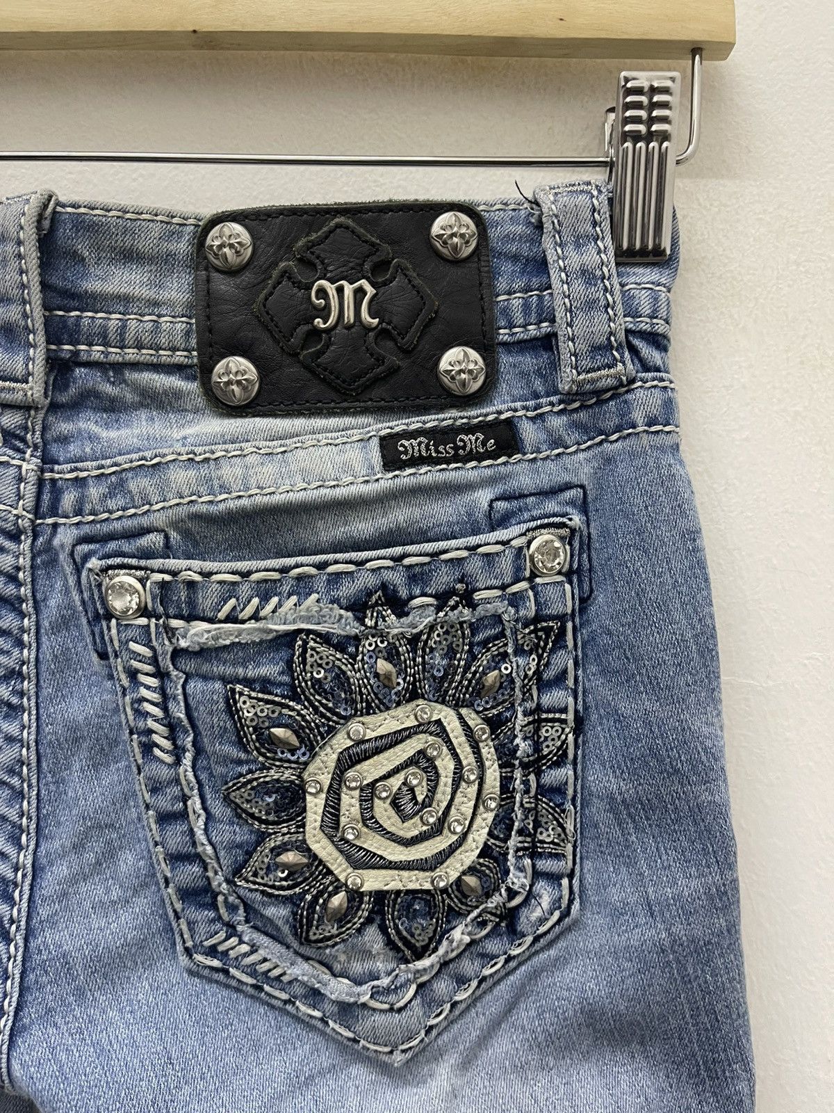 Miss Me Rare Vintage MISS ME Cuffed Capri Size 26" / US 2 / IT 38 - 5 Thumbnail