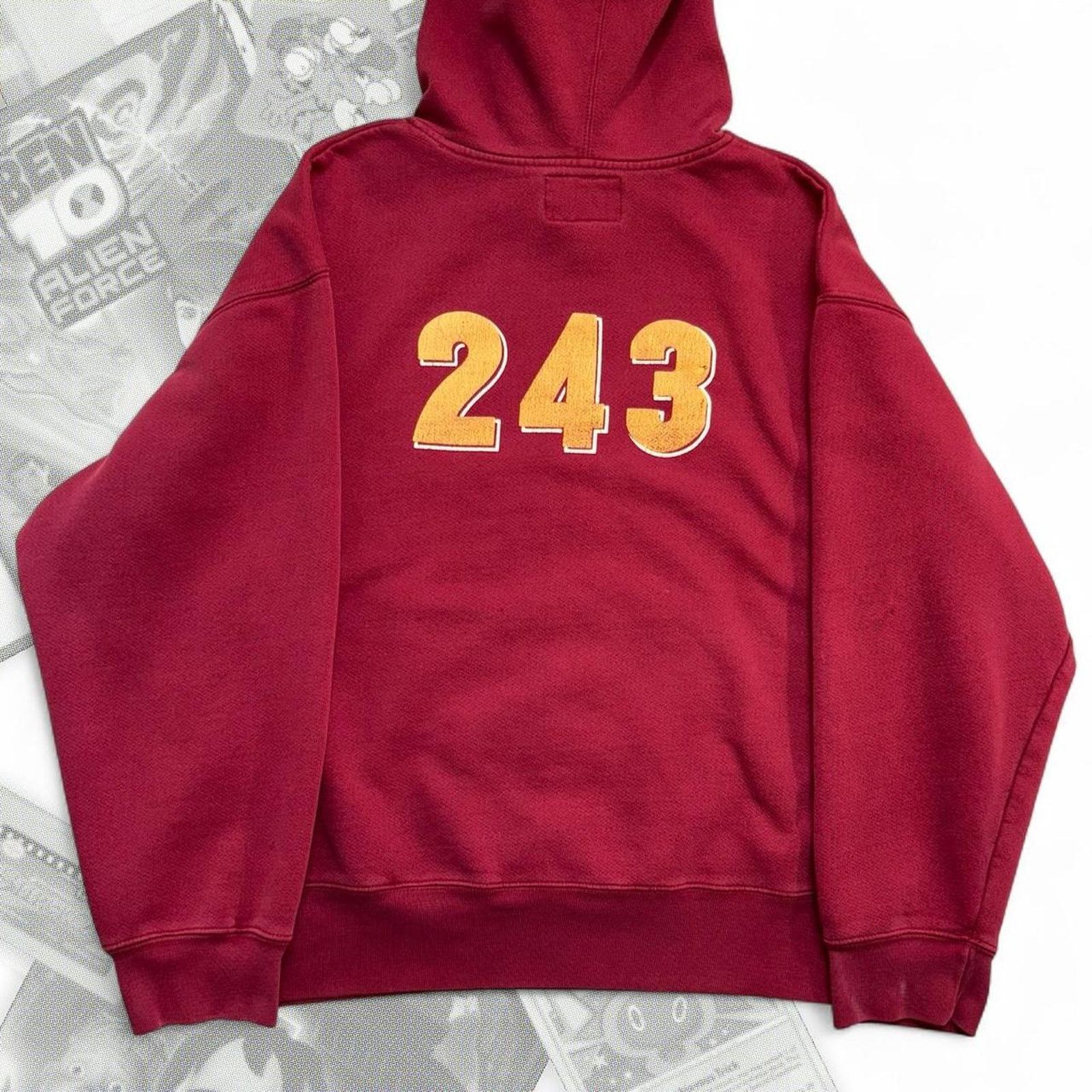 American Eagle Outfitters Red/Yellow Vintage Y2K Performance/American Eagle Hoodie Size US L / EU 52-54 / 3 - 7 Thumbnail