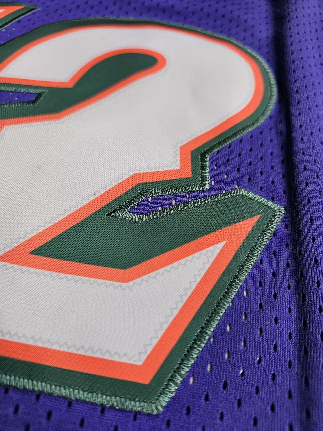 NBA Utah Jazz #12 John Stockton Jersey Stitched Size US M / EU 48-50 / 2 - 6 Thumbnail