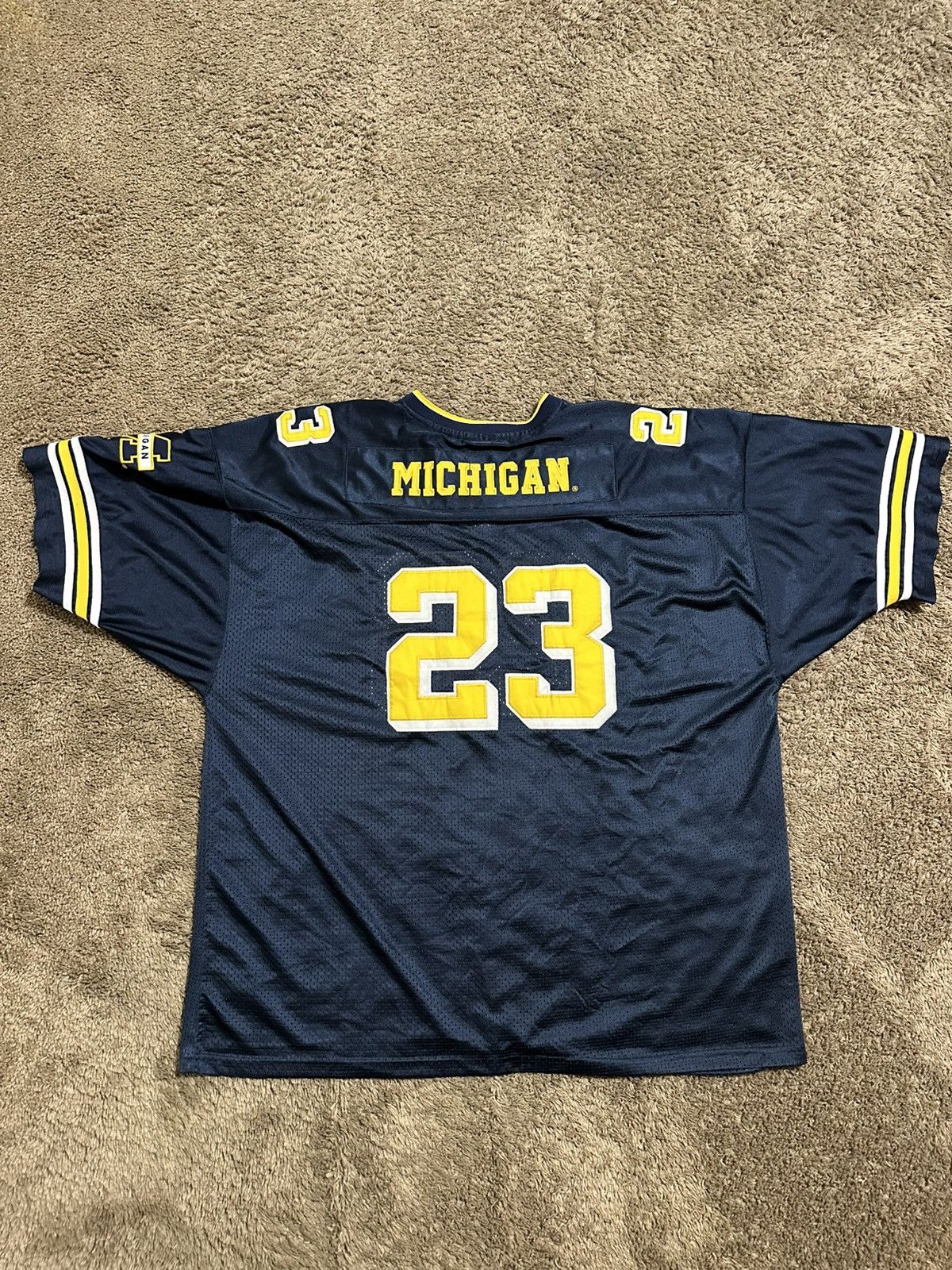 Vintage NCAA Michigan Wolverines jersey 90s size 2XL