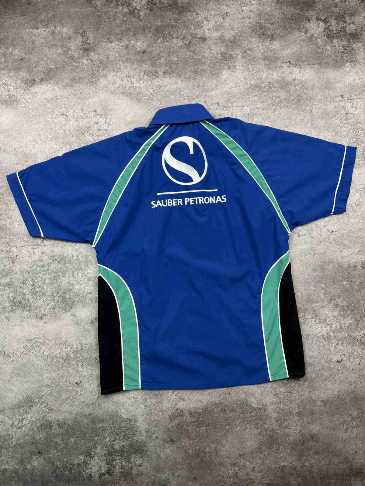 Formula 1 Vintage Sauber Petronas Malaysia Shirt Formula 1 Racing Size US M / EU 48-50 / 2 - 15 Thumbnail