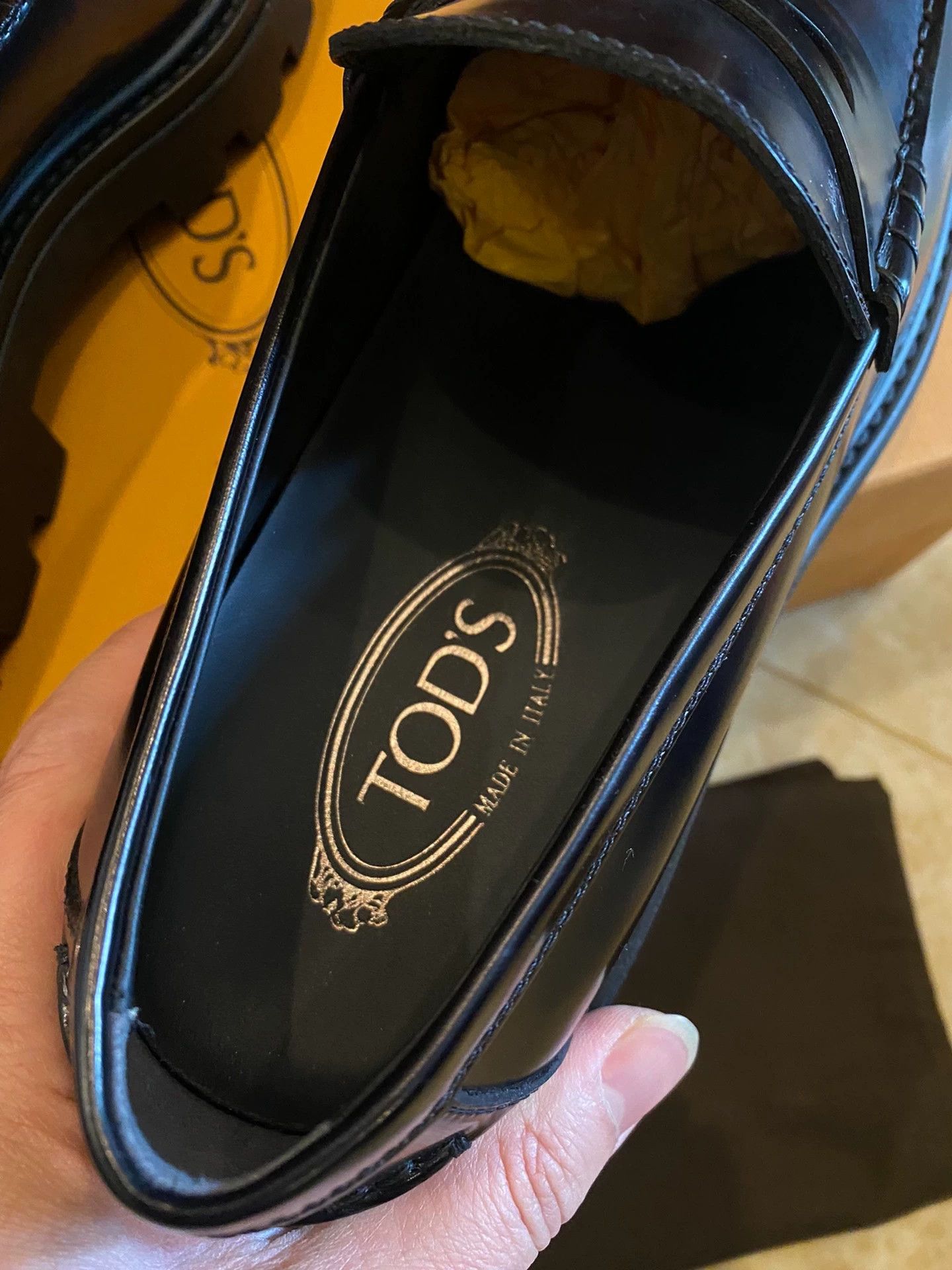 Tod's TOD'S Gommino Slip-On Loafer (New, Size 7/8) Size US 7 / EU 40 - 7 Thumbnail