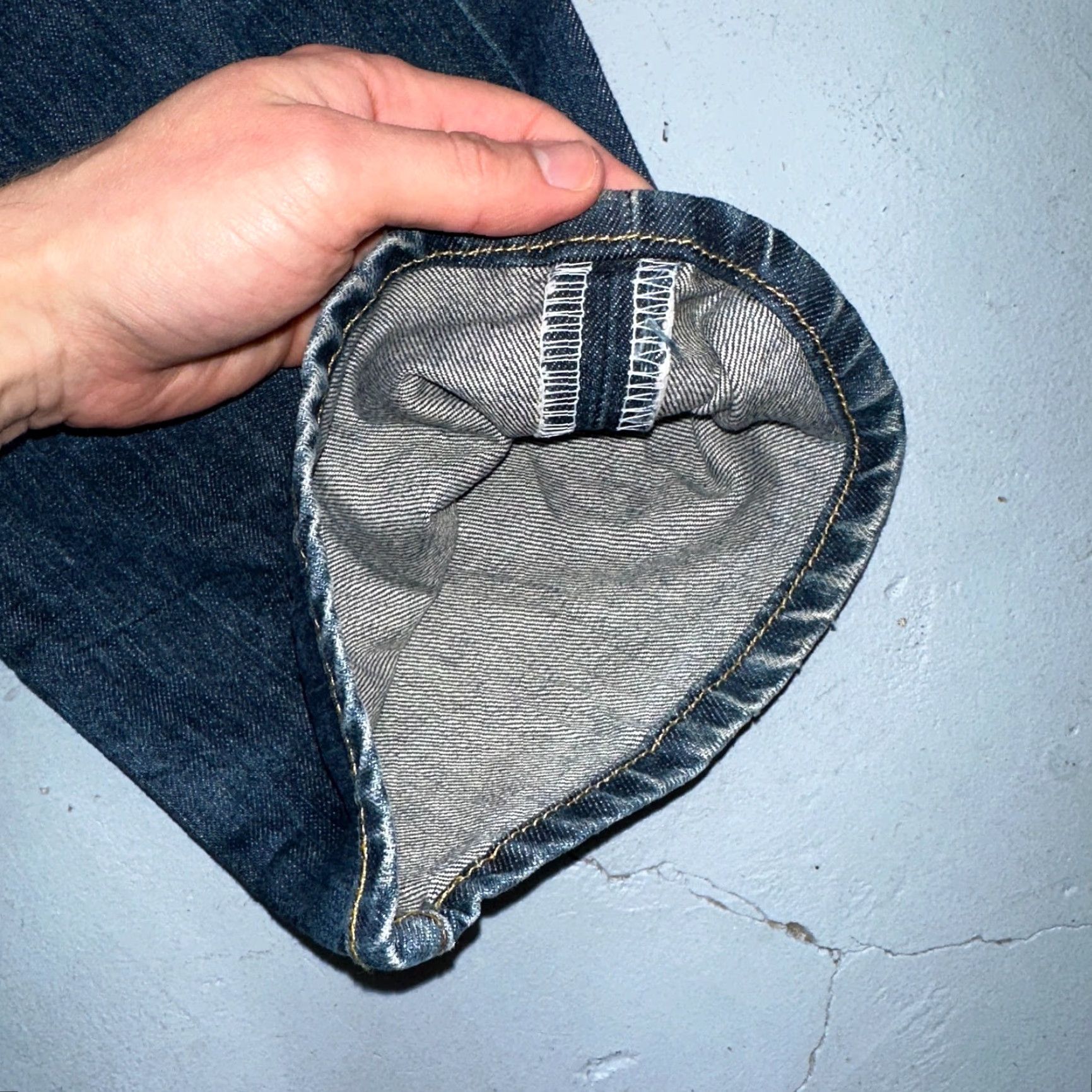 Levi's VINTAGE Levis 501 Jeans 38x34 38x33 Act Blue Med Wash Y2K XX Straight Leg Size US 38 / EU 54 - 4 Thumbnail