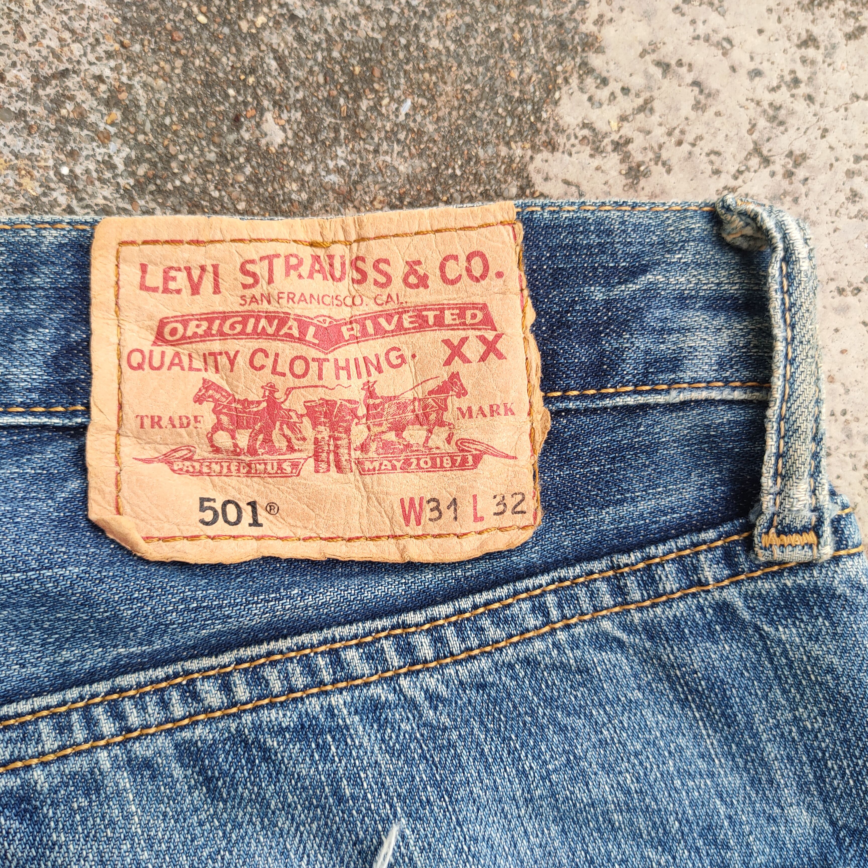 Levi's vintage Levi's 501 faded jeans denim pants Size US 33 - 13 Thumbnail