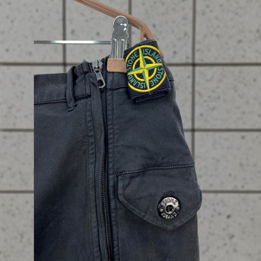 Stone Island Stone Island Pants Trousers Sportswear Vintage Size 52 Black Men Pants Size US 36 / EU 52 - 1 Thumbnail
