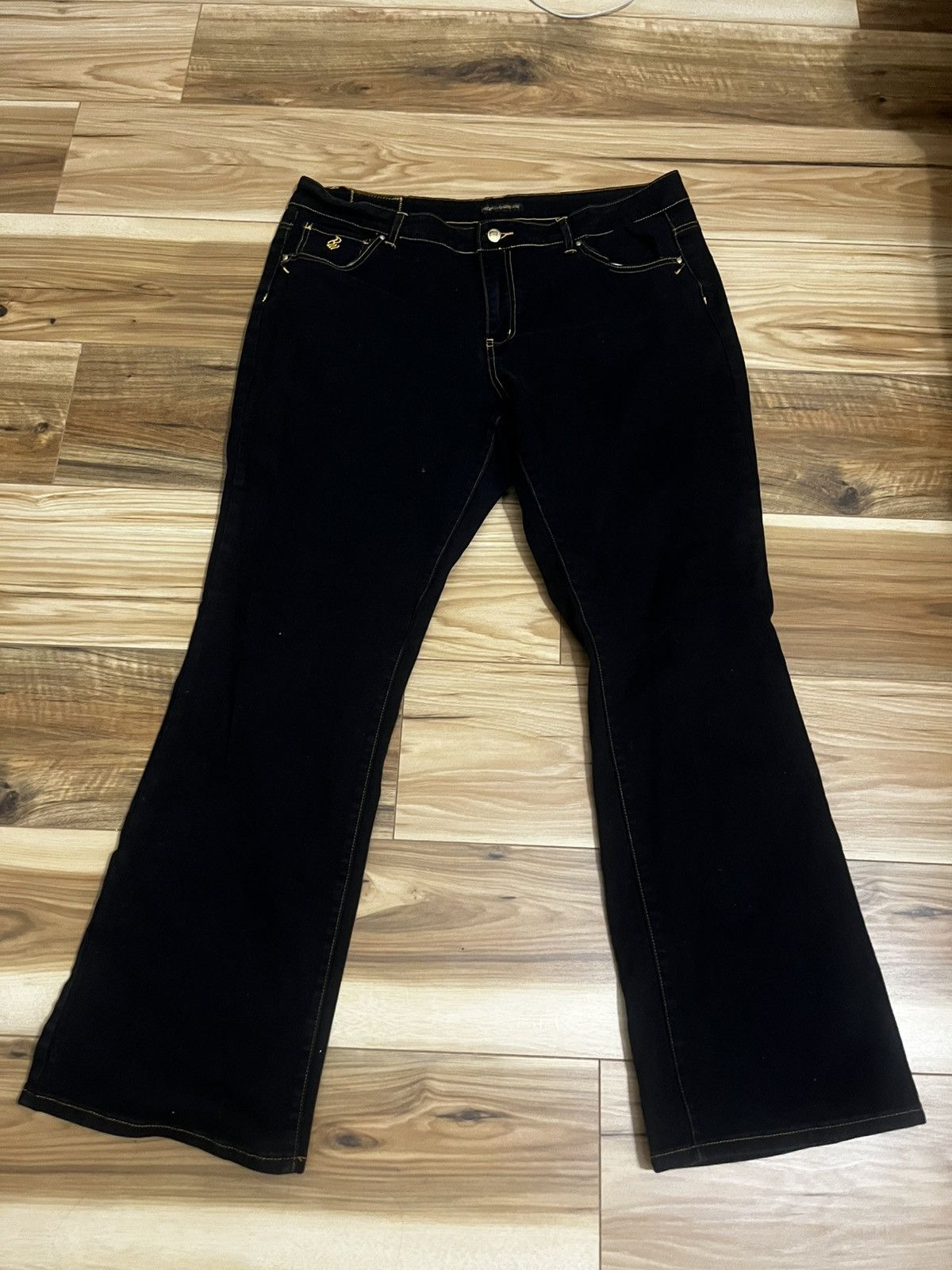Rocawear Rocawear Black Embroidered Jeans Size 20 Y2K Hip Hop Denim Size 42" / US 20 - 3 Thumbnail