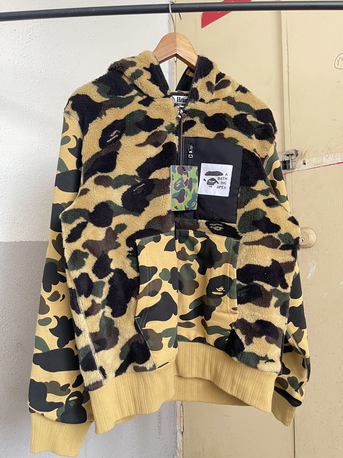 Bape Bape Boa Full Zip Hoodie Size US M / EU 48-50 / 2 - 1 Thumbnail