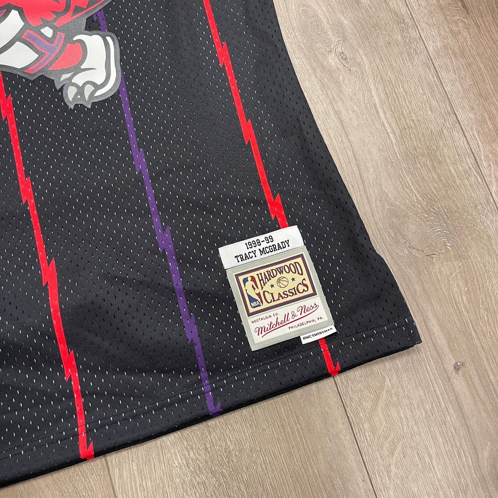 Mitchell & Ness Toronto Raptors McGrady Hardwood Classics jersey Large Size US L / EU 52-54 / 3 - 3 Thumbnail