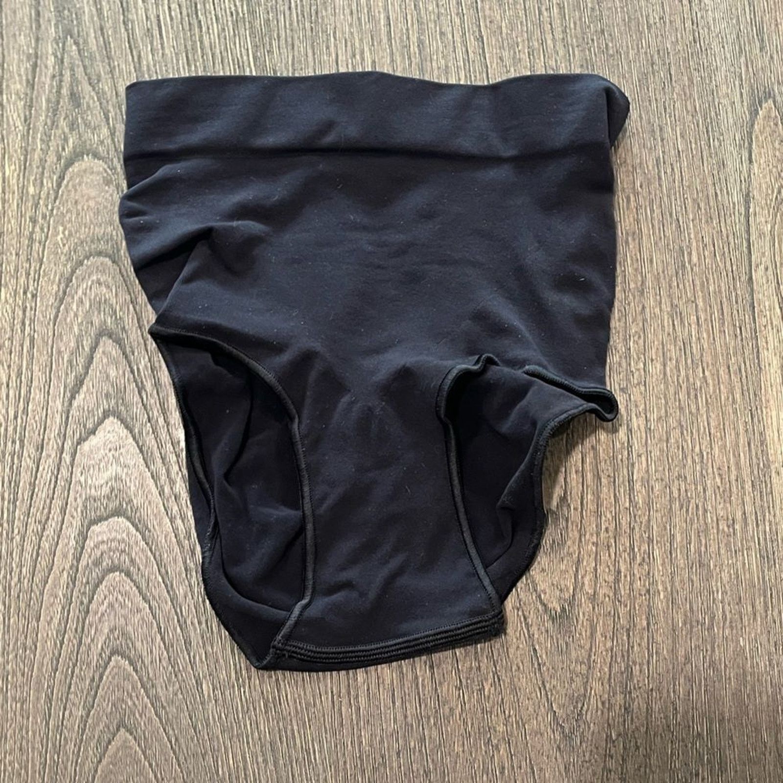 SKIMS NWOT Skims Sculpting Mid Waist Brief Size XXS/XS Size ONE SIZE - 1 Thumbnail
