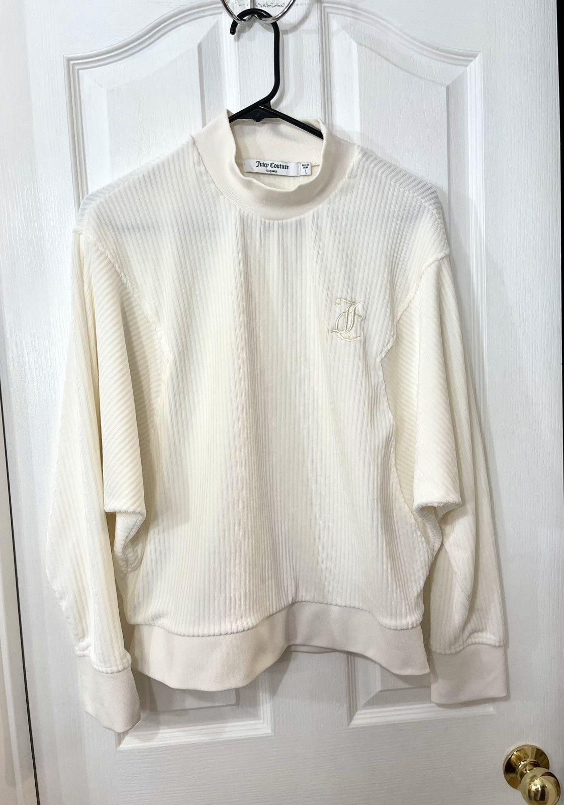 Juicy Couture Juice Couture Ivory Ribbed Pullover Size L / US 10 / IT 46 - 1 Thumbnail