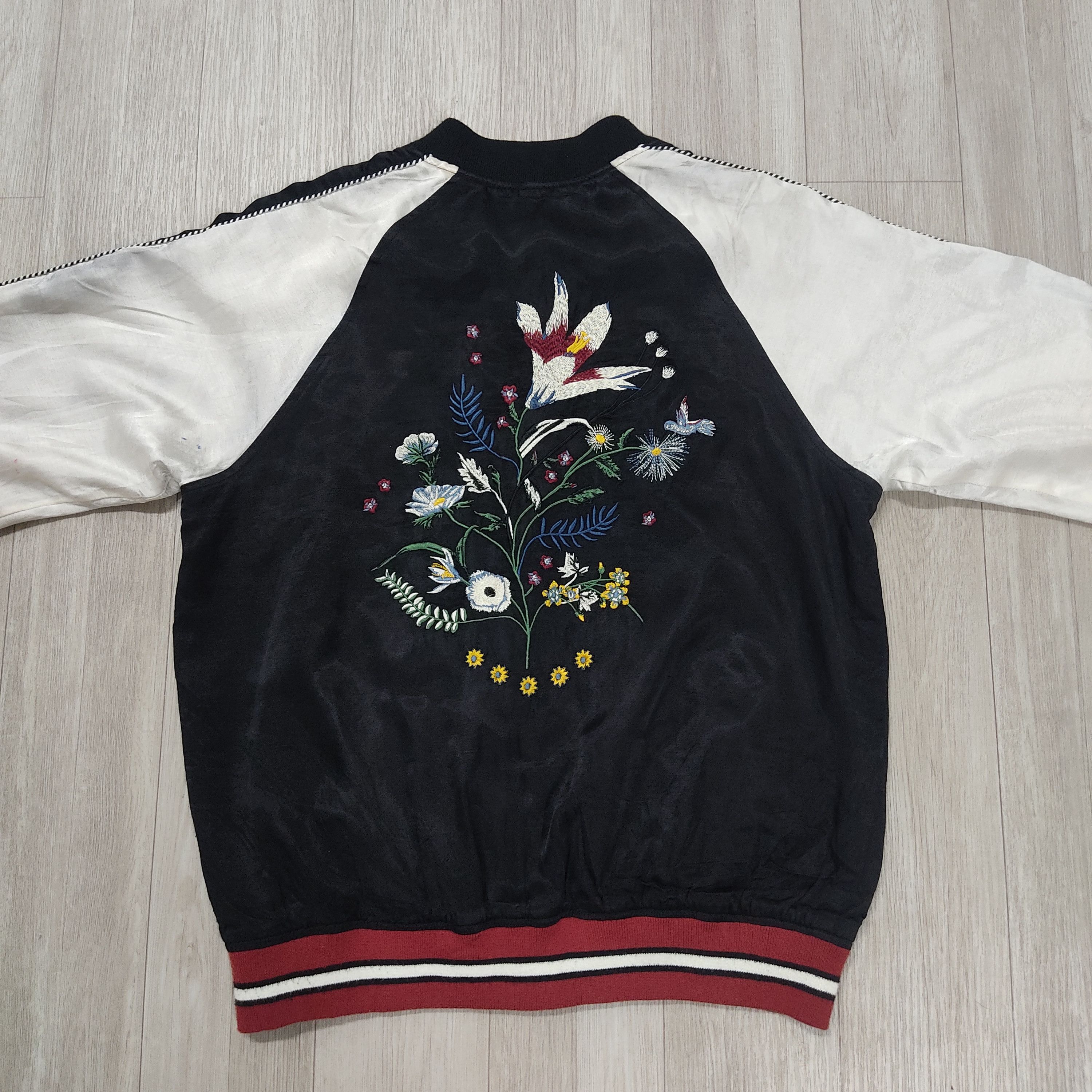Japanese Brand × MOUSSY MOUSSY Embroidered Flowers Reversible Sukajan Jacket Size L / US 10 / IT 46 - 10 Thumbnail