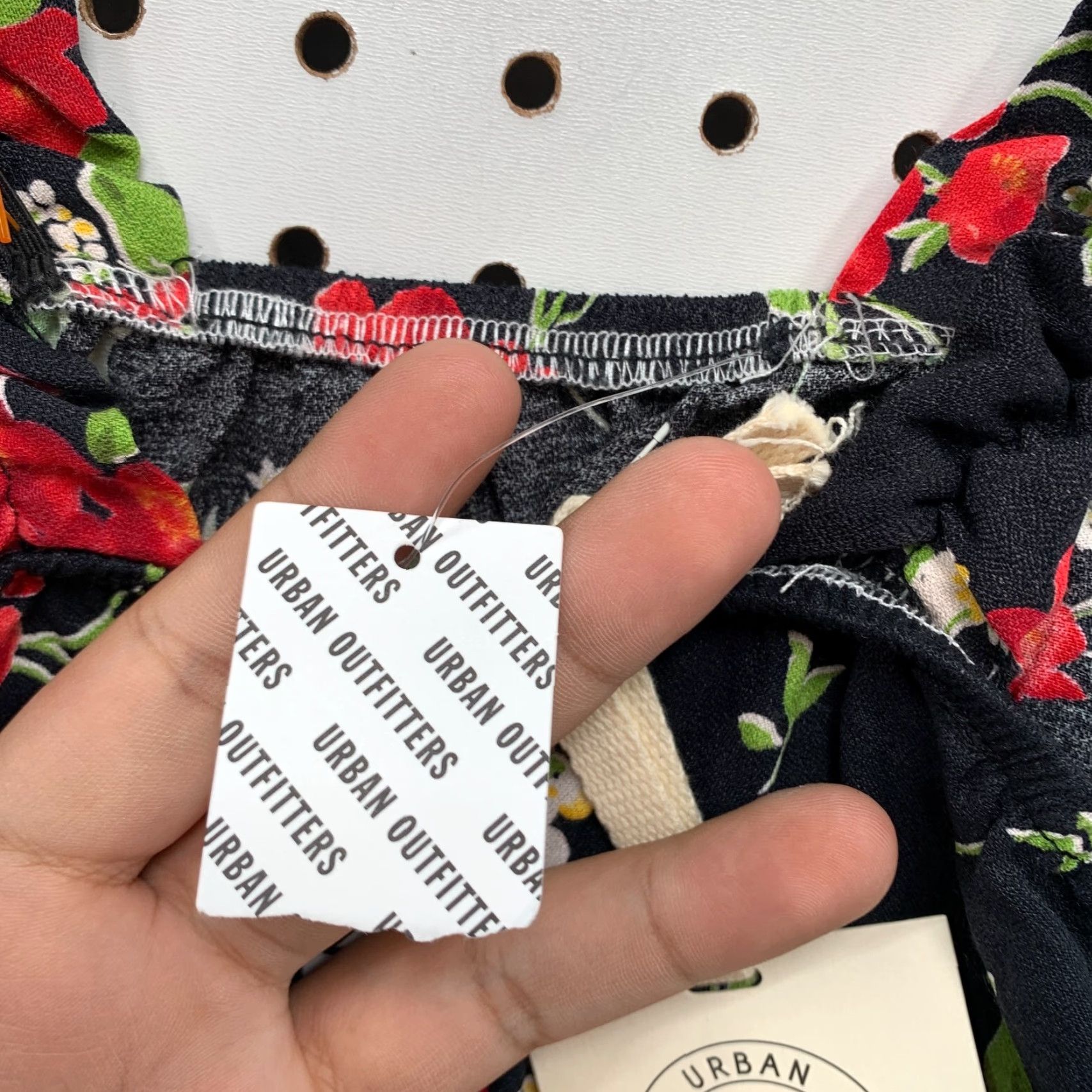 Urban Outfitters Urban Outfitters Tank Womens SMall 12X9.5 New Renewal Reworked Foral Size S / US 4 / IT 40 - 5 Thumbnail