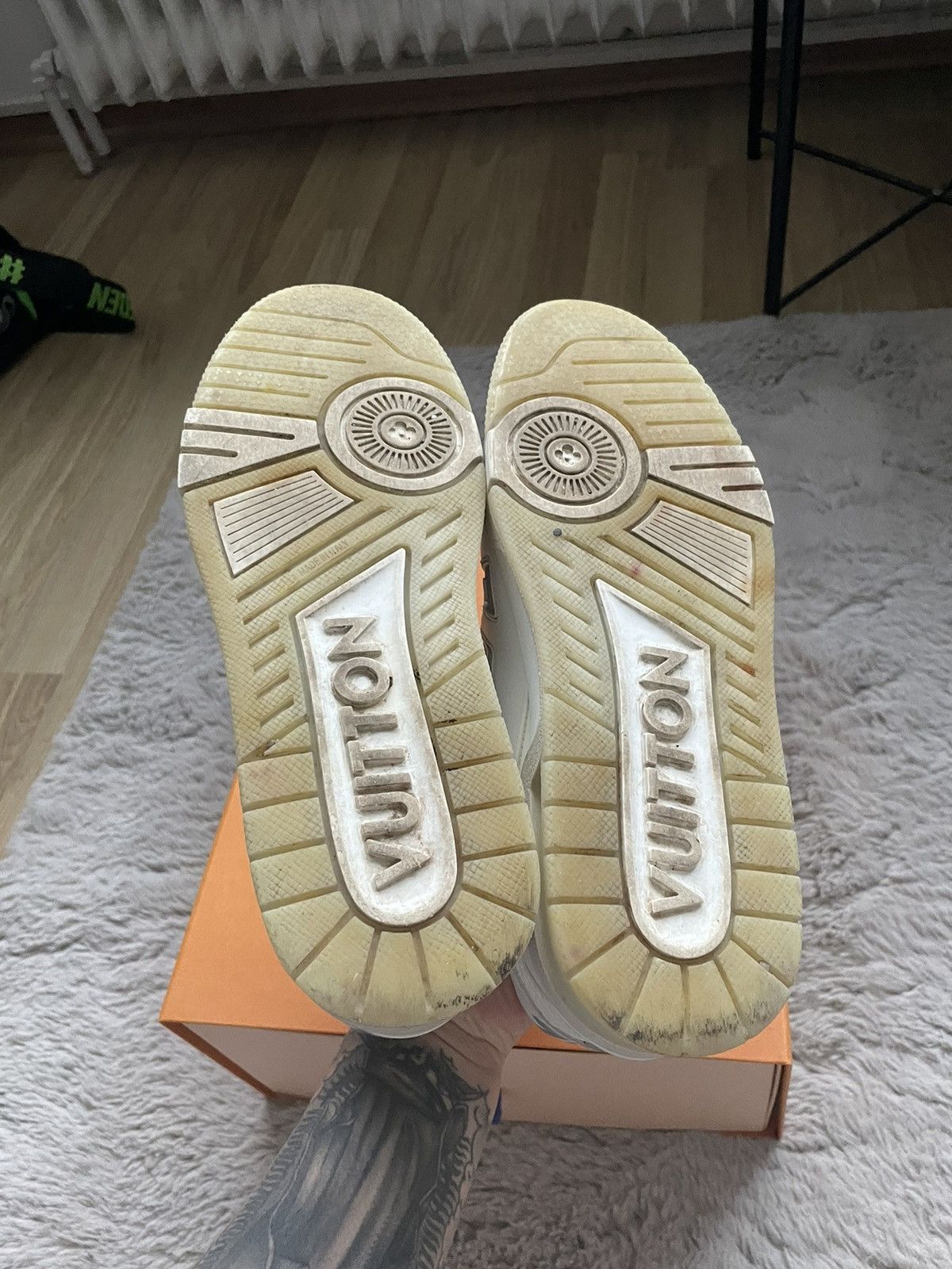 Louis Vuitton Louis Vuitton Trainer Sneaker LV5 Size US 5 / EU 37 - 4 Thumbnail