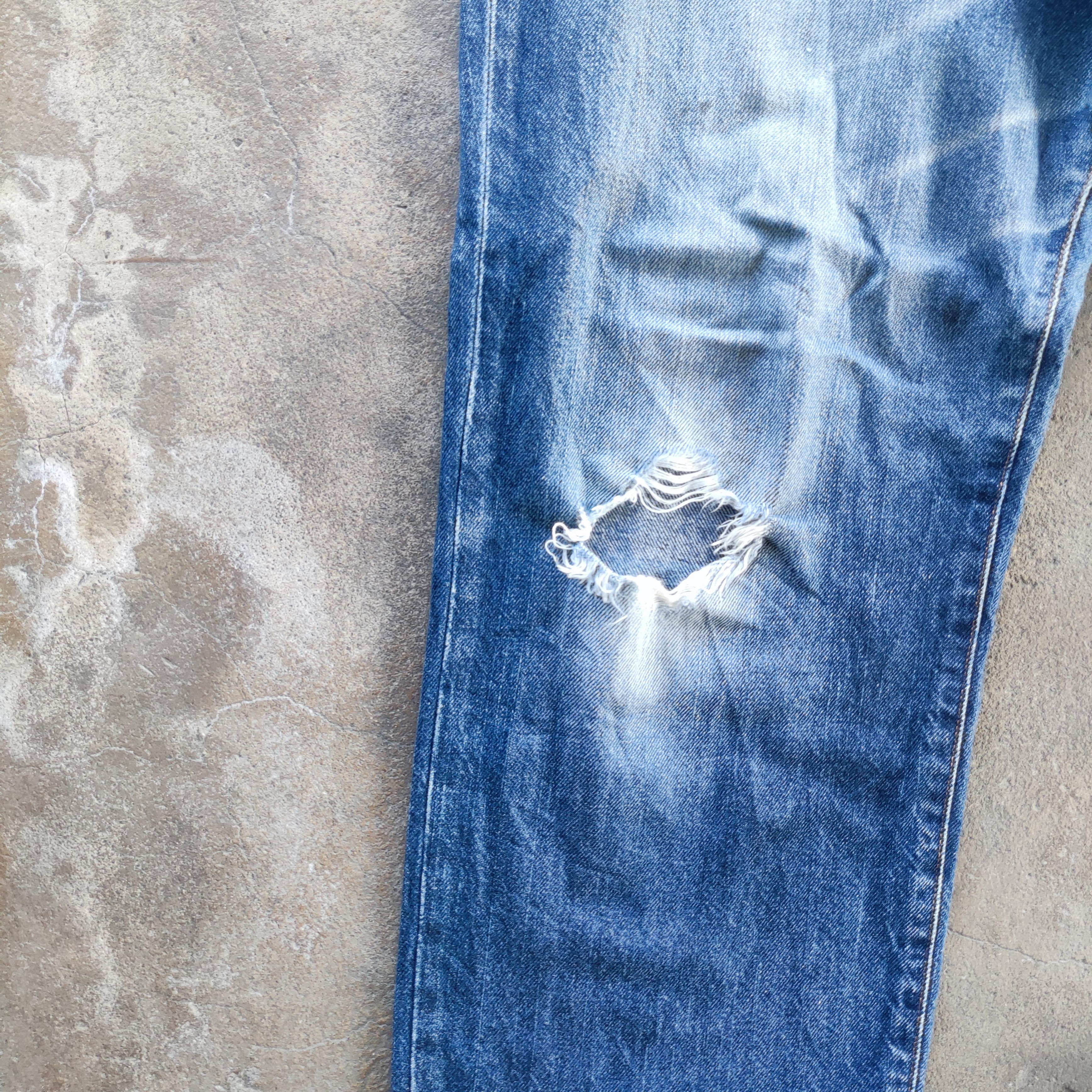 Japanese Brand Vintage Japanese Brand Buggy Jeans Distressed Faded Jeans Size US 39 - 5 Thumbnail