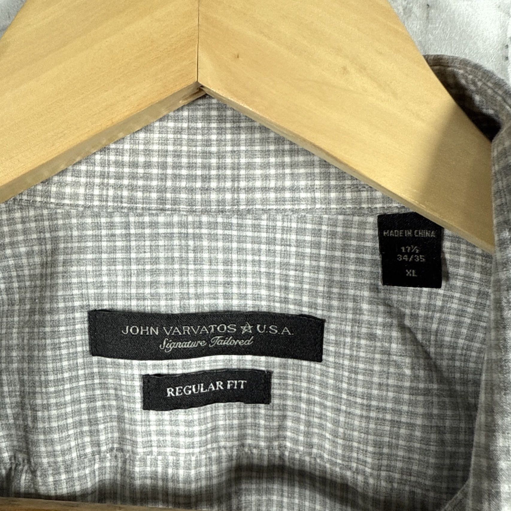 John Varvatos John Varvatos Gray Plaid Button-Up Shirt Mens XL USA Long Sleeve Size US XL / EU 56 / 4 - 3 Thumbnail