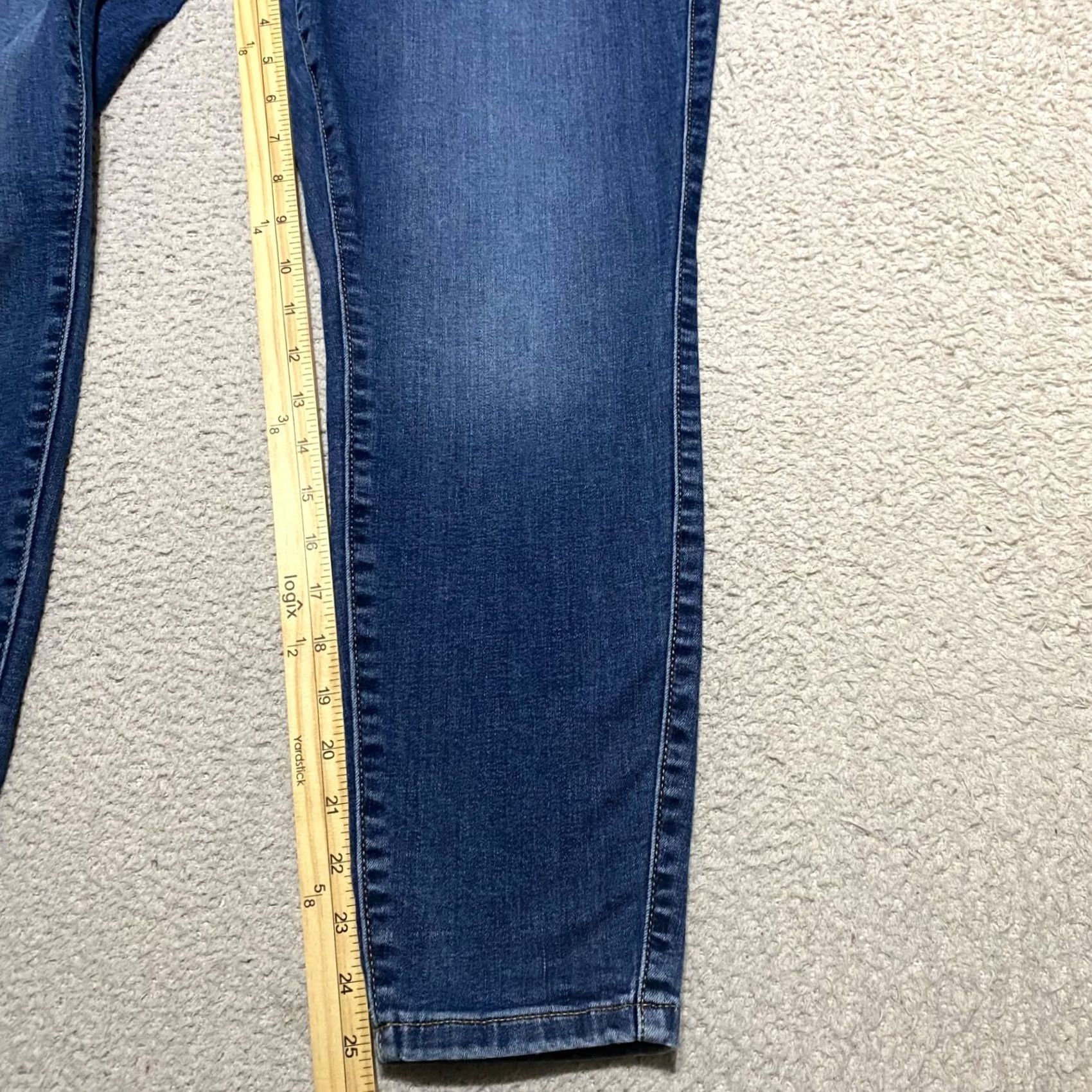 Torrid Torrid Jeans Pants 16P Blue Denim Medium Wash Skinny High Rise Petite Women Jeans Size 38" / US 16 / IT 52 - 6 Thumbnail