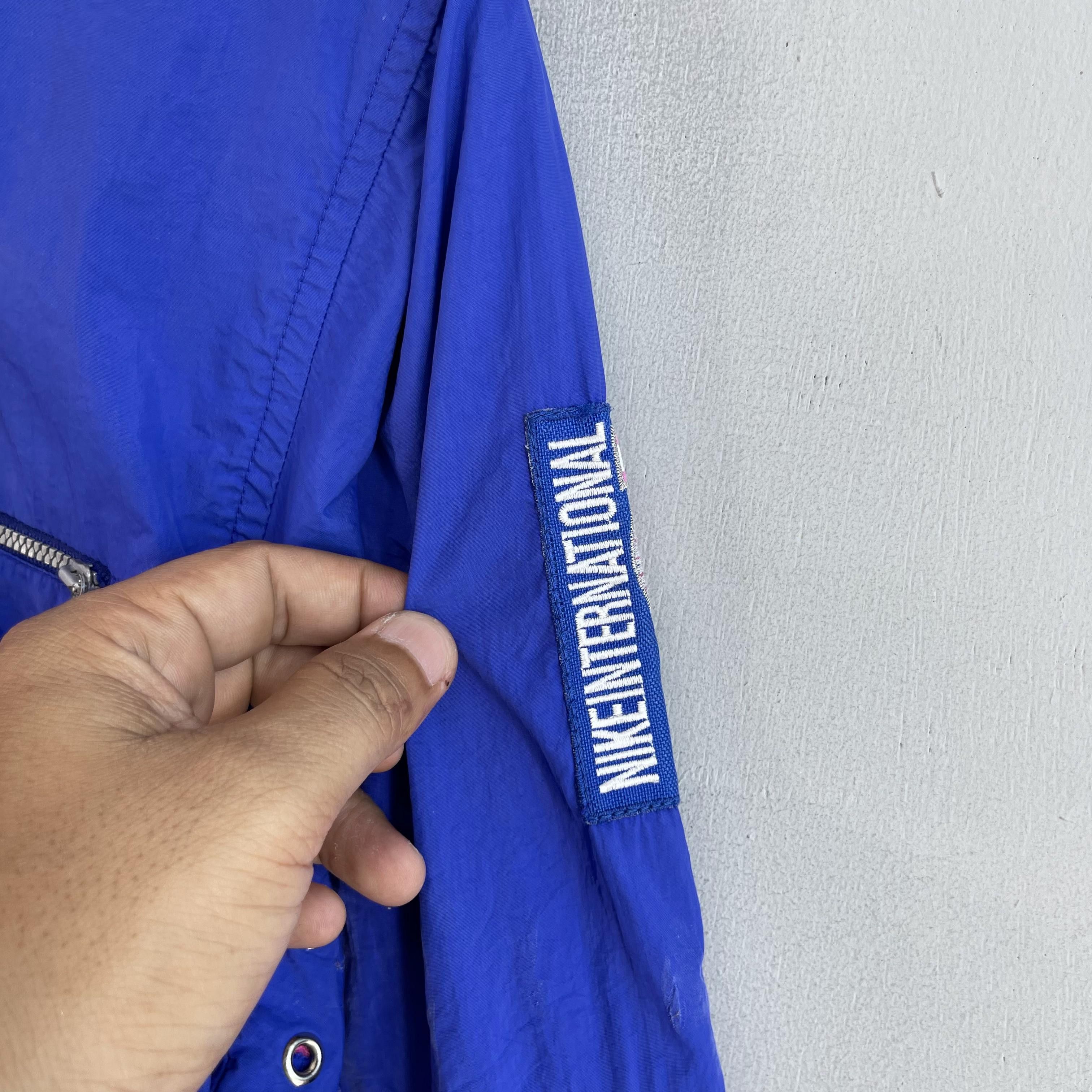 Nike × Vintage Vintage 90's NIKE International Half Zipper Pullover Jacket Size US S / EU 44-46 / 1 - 3 Thumbnail