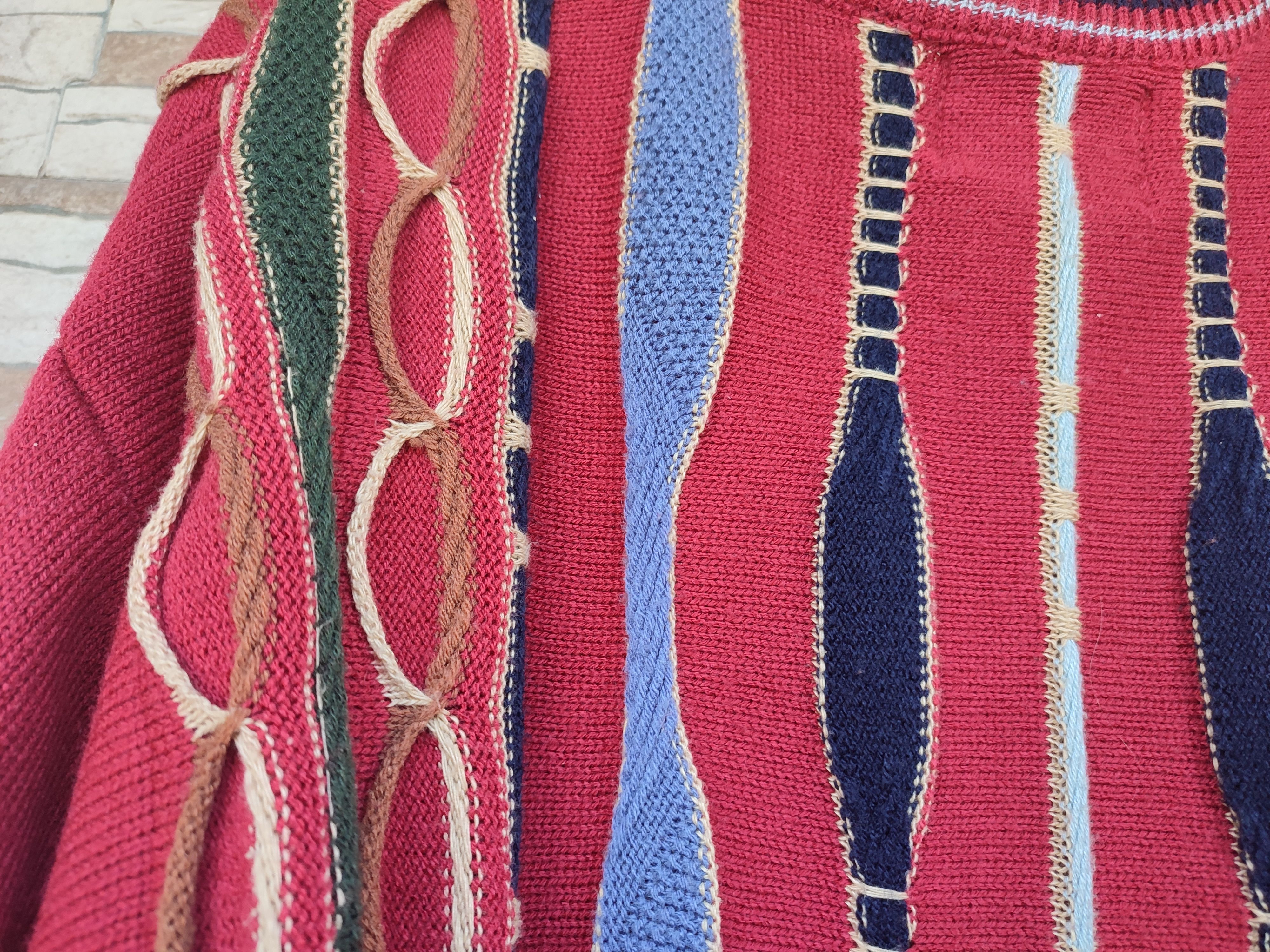 Coogi × Vintage Vintage Coogi Style Sweater size XL Size US XL / EU 56 / 4 - 7 Thumbnail