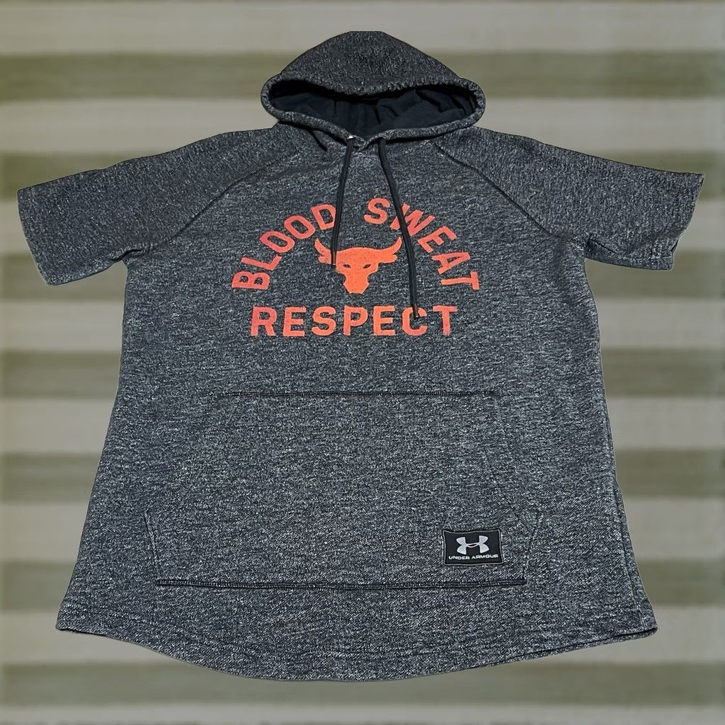 Under Armour PROJECT ROCK UA Men’s Medium Short Sleeve Hoodie Pullover Gray Cotton Blend Logo Gym Top Mens Size US M / EU 48-50 / 2 - 1 Thumbnail