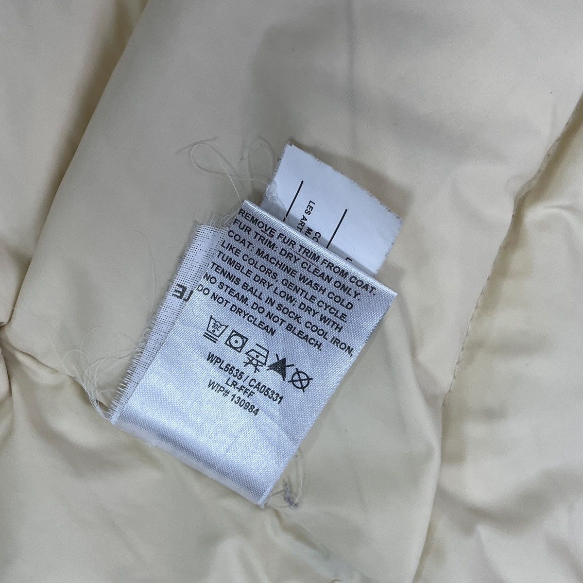 Woolrich Woolen Mills Woolrich Arctic Parka Women Puffer Down Parka Jacket Size L Size L / US 10 / IT 46 - 17 Thumbnail