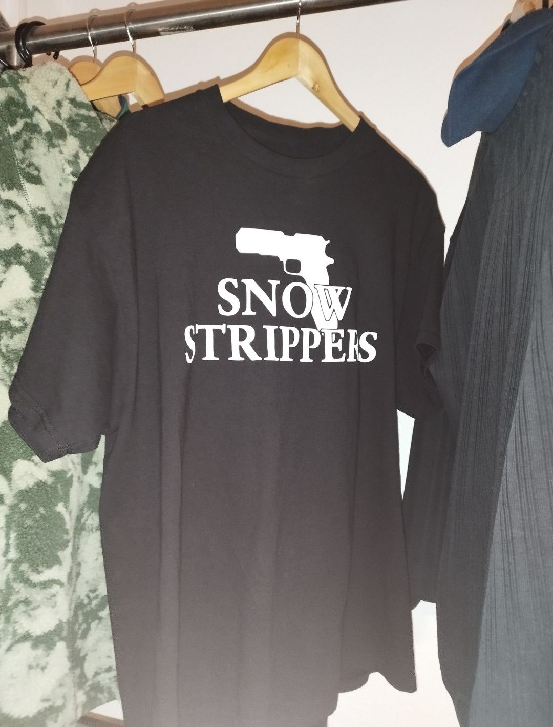 Drain Gang Snow Strippers Merch Gun Tee original Size US XL / EU 56 / 4 - 4 Thumbnail