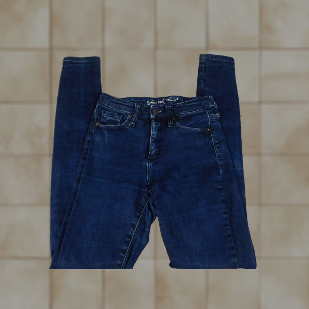 Vintage Universal Thread Jeans Womens 4 Blue Skinny Denim Zip Pockets 32in Regular Stretch Size 27" / US 4 / IT 40 - 1 Thumbnail