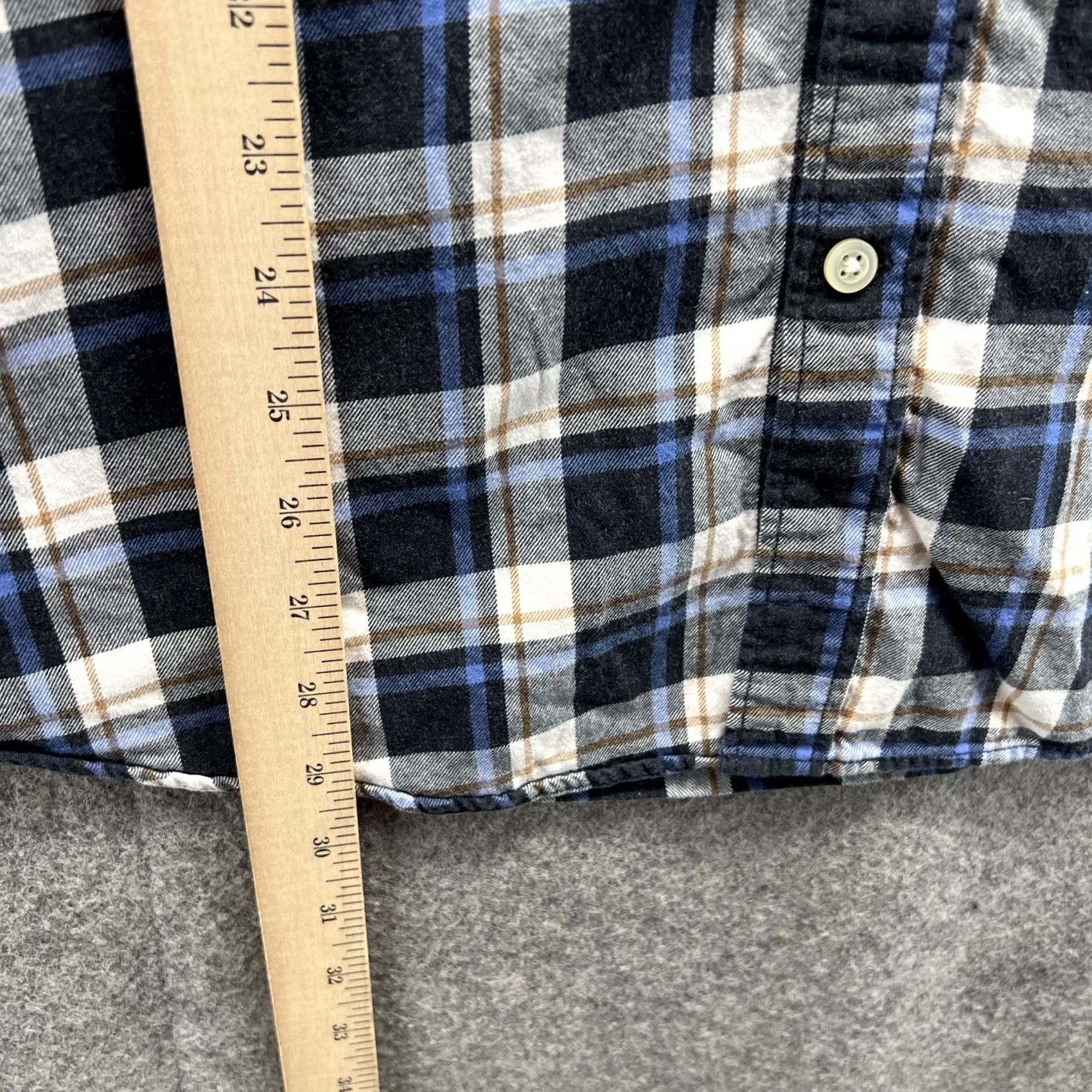 Banana Republic VINTAGE Banana Republic Shirt Men L Blue Button-Down Luxe Flannel Slim Fit Plaid Casual Workwear Size US L / EU 52-54 / 3 - 7 Thumbnail