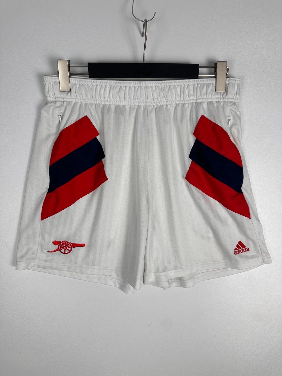 Adidas Arsenal London 2022 Football Soccer Shorts Adidas XL White Size US 36 / EU 52 - 1 Thumbnail