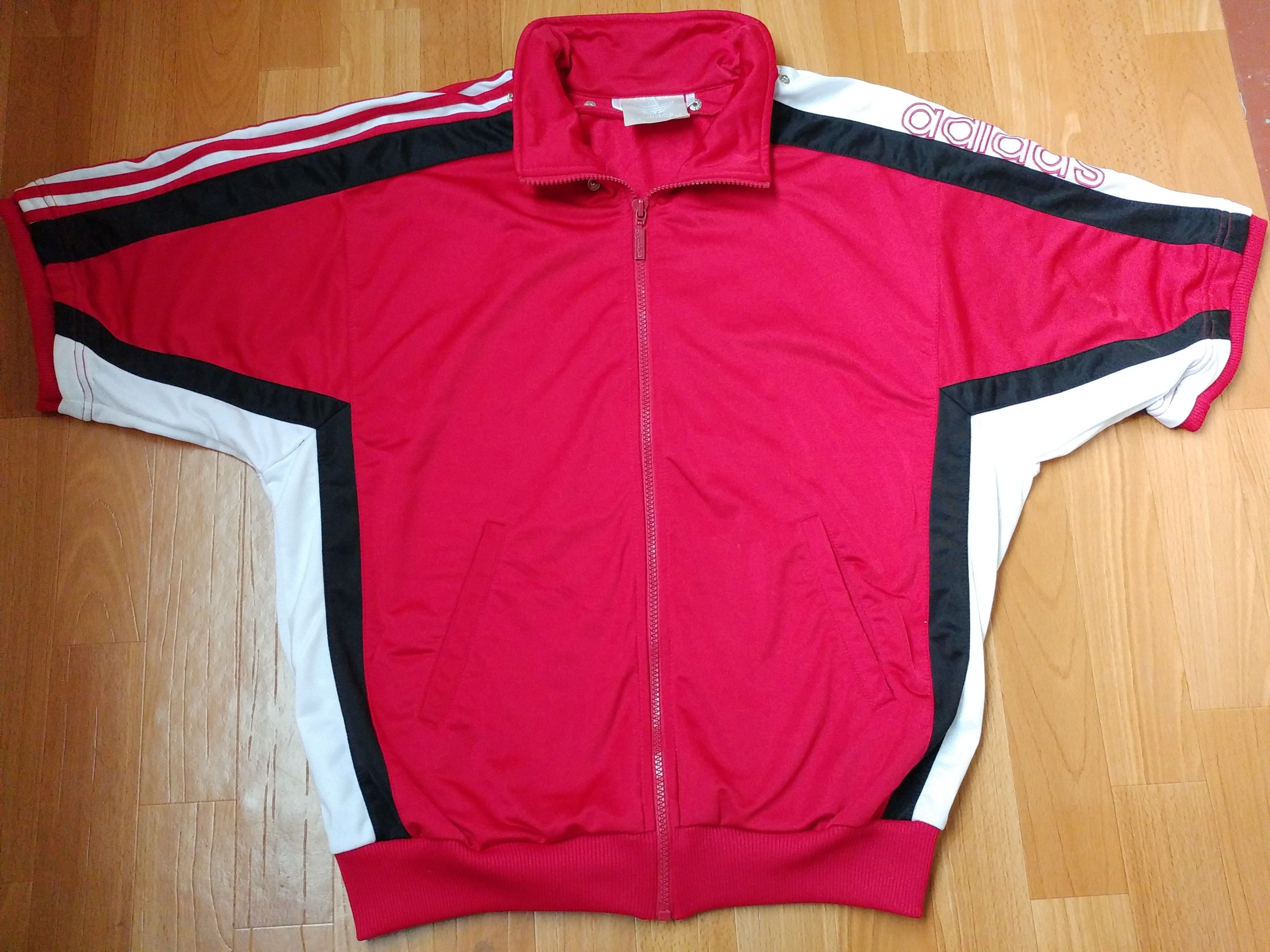Adidas ADIDAS jersey, vintage hip hop t-shirt 90s skater 1990s S Size US S / EU 44-46 / 1 - 1 Thumbnail