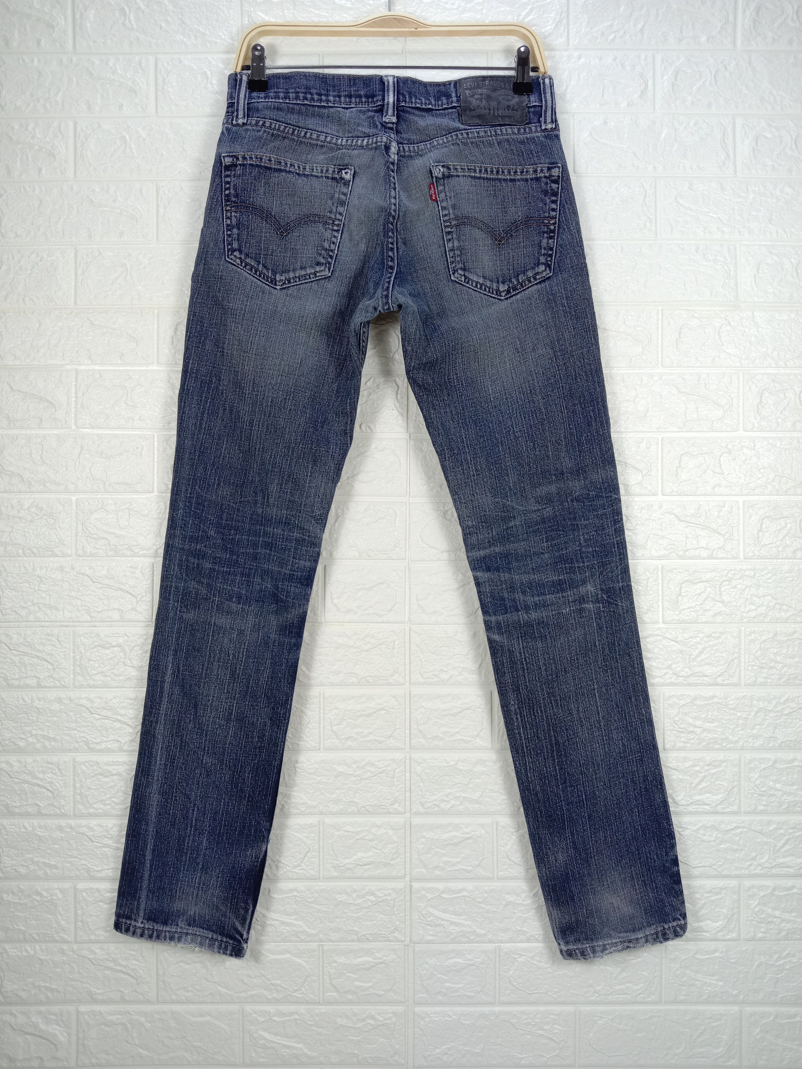 Levi's Vintage Levi's 511 Jeans Faded Dark Blue Slim Fit Denim Size US 30 / EU 46 - 5 Thumbnail