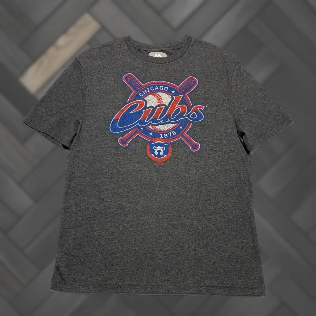 MLB Majestic Chicago Cubs MLB Graphic T-Shirt Mens M Charcoal Gray Short Sleeve Crew Neck Logo Crossed Bats Baseball Size US M / EU 48-50 / 2 - 1 Thumbnail
