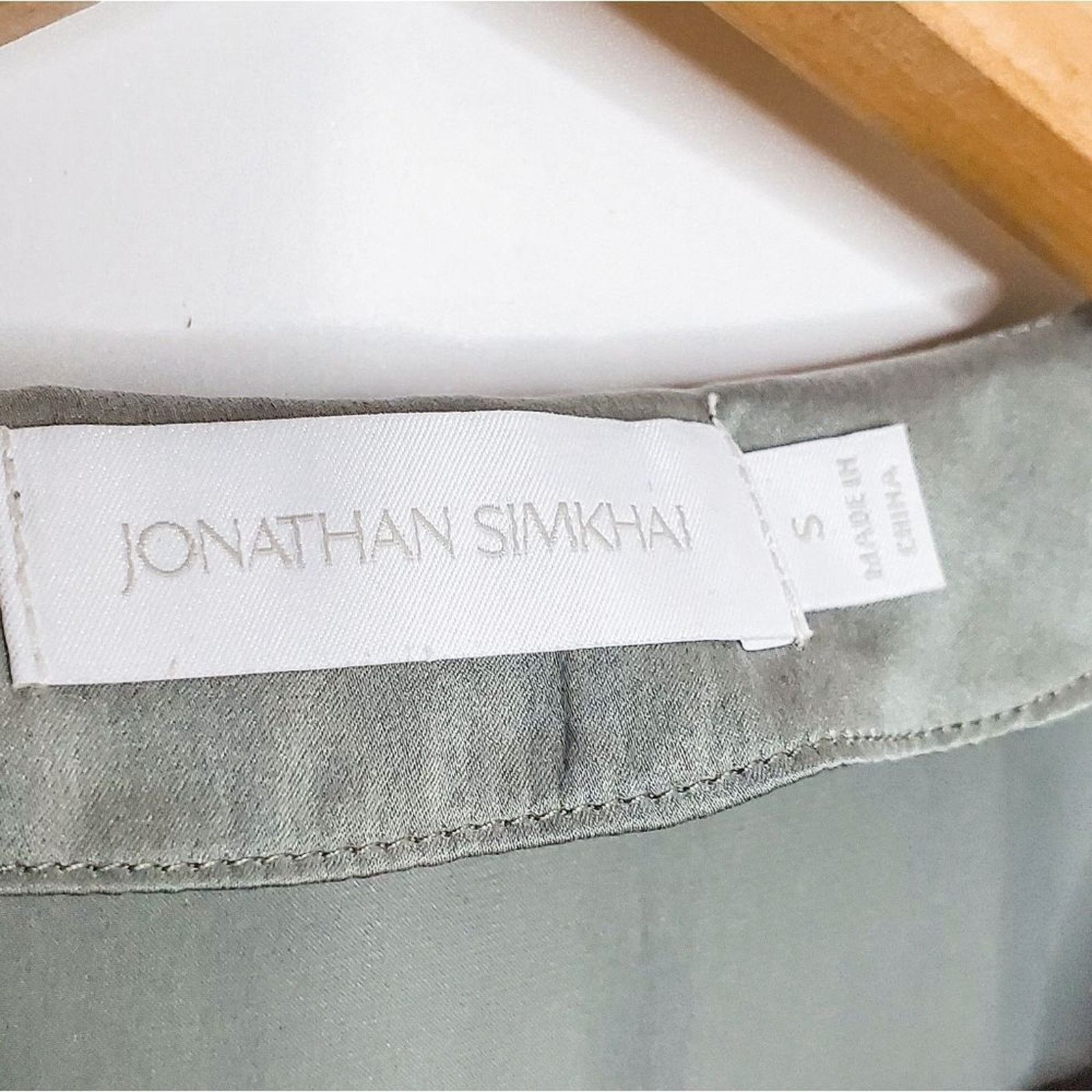 Jonathan Simkhai Jonathan Simkhai Sage Green Remington Silk V-Neck Blouse S Size S / US 4 / IT 40 - 4 Thumbnail