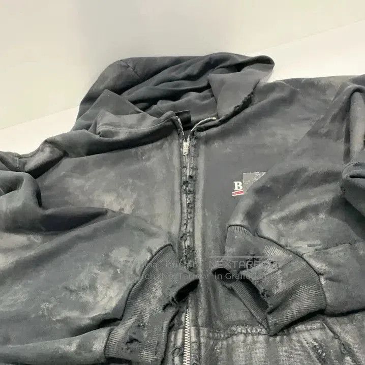 Balenciaga Balenciaga Tie-Dye Logo Hoodie Jacket in Black. Size US M / EU 48-50 / 2 - 5 Thumbnail
