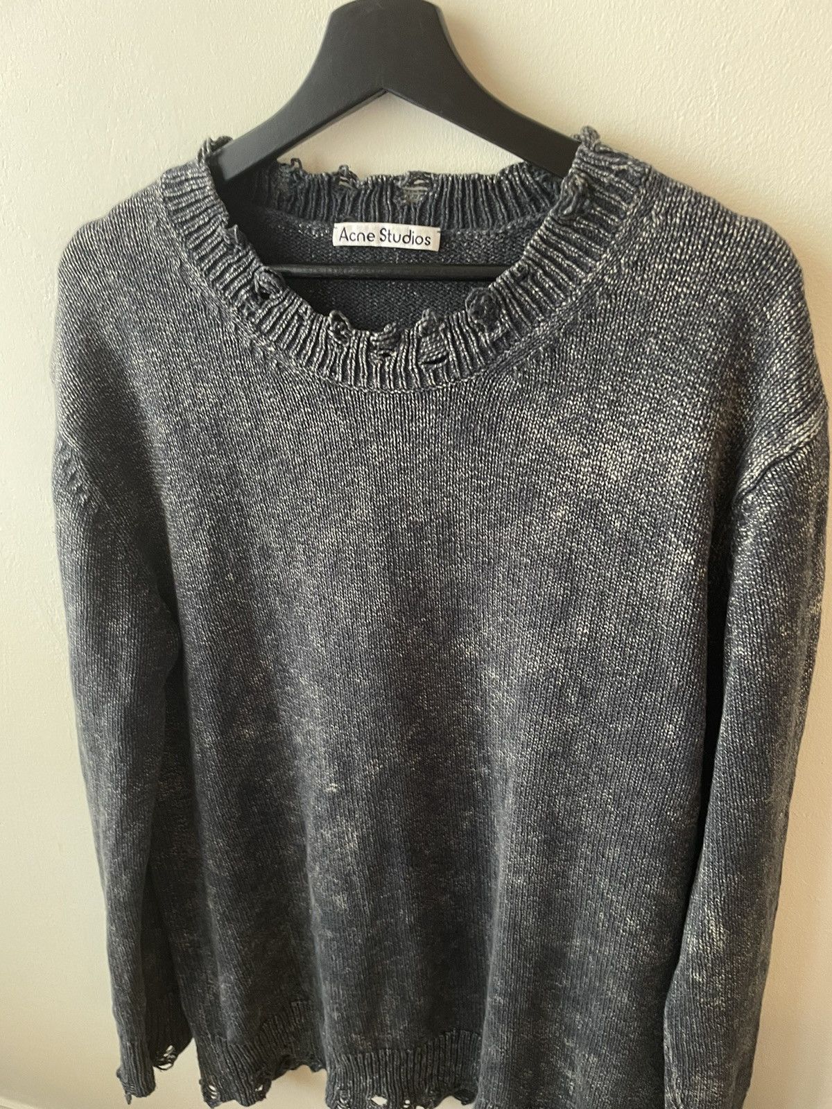 Acne Studios *RARE GRAIL* Acne Studios washed faded sweater distressed Size US L / EU 52-54 / 3 - 3 Thumbnail