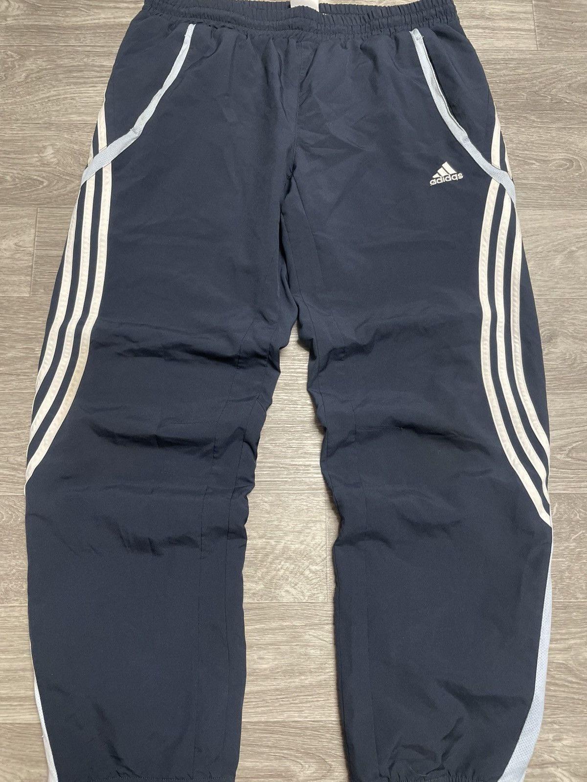 Adidas Vintage Adidas 3-Stripe Track Pants 2000s Y2K Size US 34 / EU 50 - 4 Thumbnail