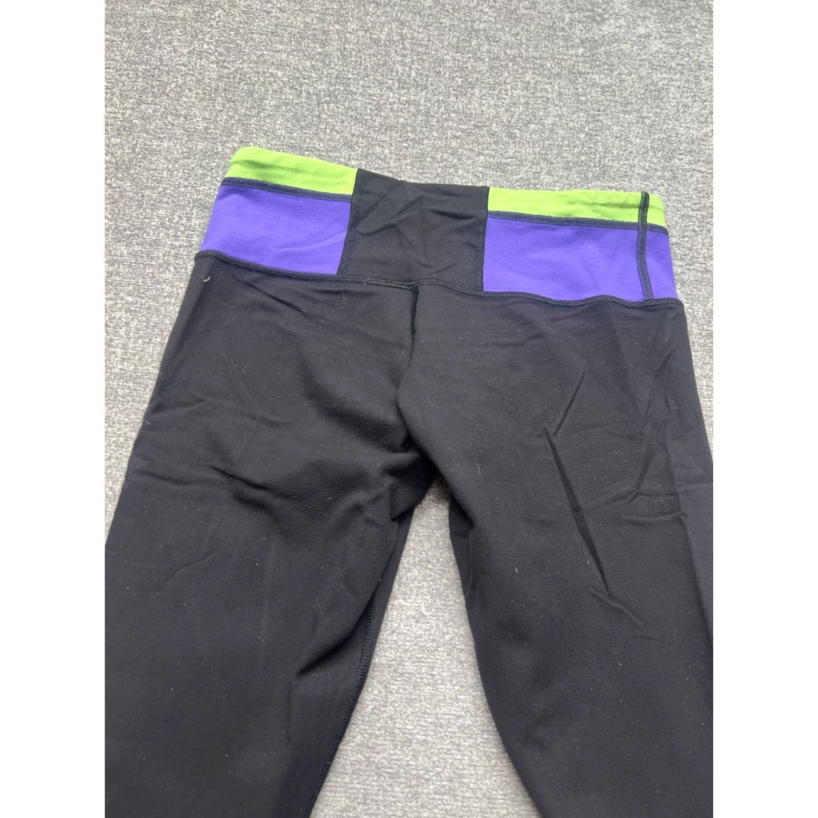 Lululemon Lululemon Run Inspire Crop II Leggings Womens Size 6 Black 21” Reversible Size 28" / US 6 / IT 42 - 4 Thumbnail