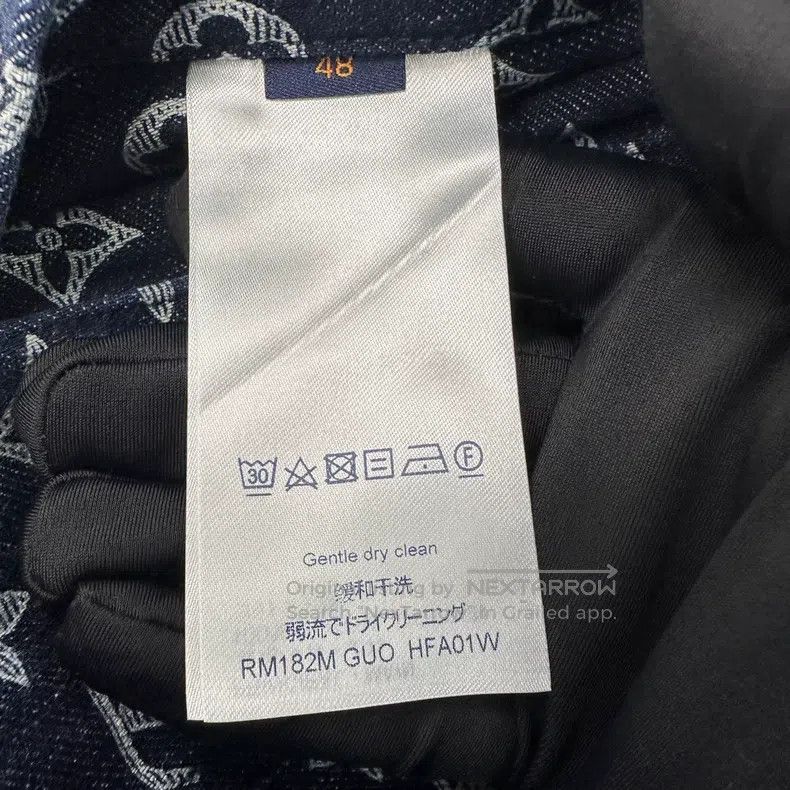Louis Vuitton Louis Vuitton Full logo presbyopic single-breasted casual Size US M / EU 48-50 / 2 - 4 Thumbnail