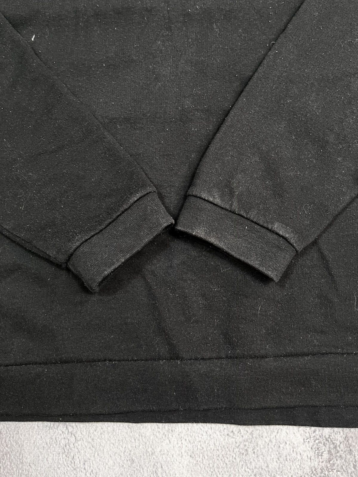 Japanese Brand × Vintage Vintage Y2K black blank faded sweatshirt streetwear style L Size US L / EU 52-54 / 3 - 5 Thumbnail