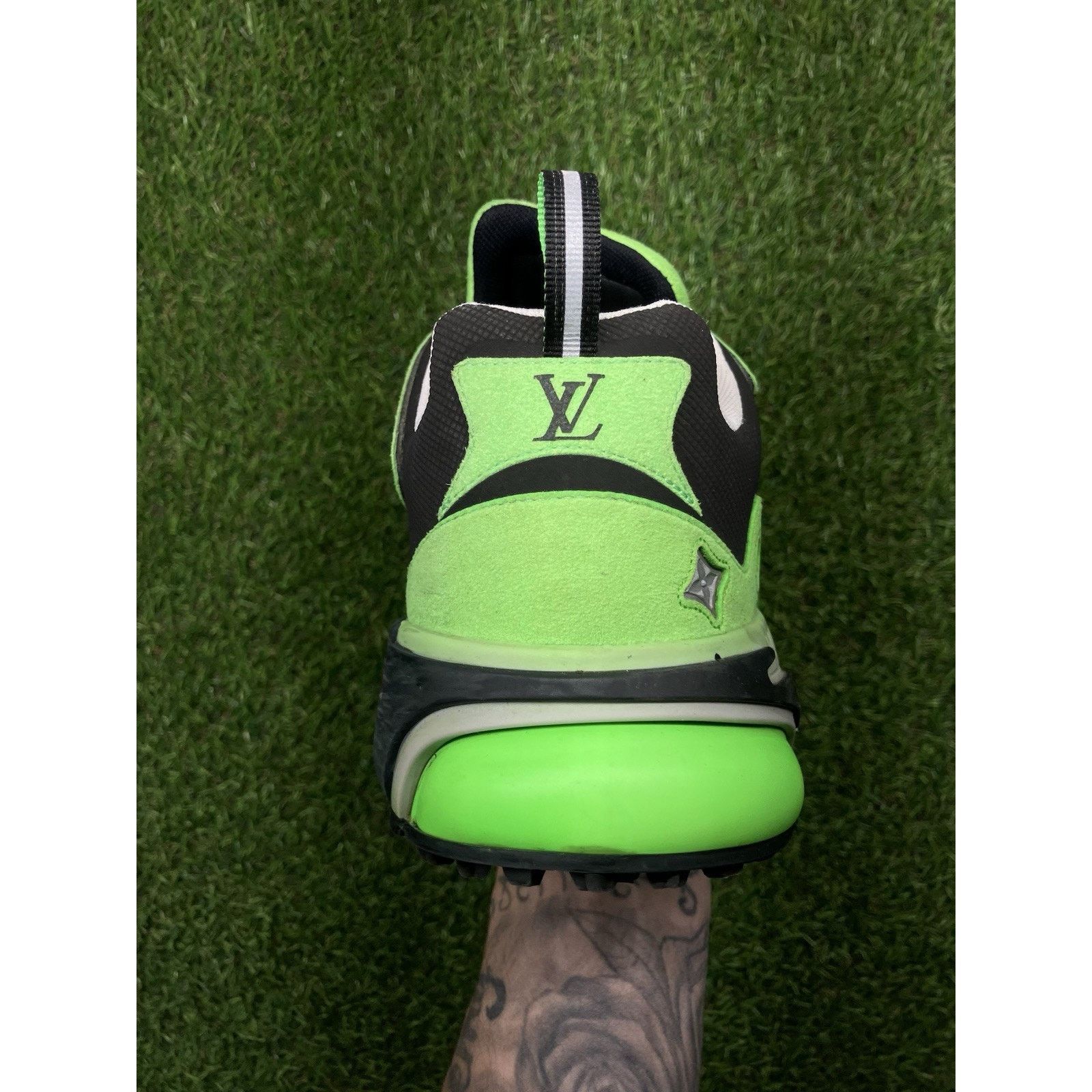 Louis Vuitton Louis Vuitton Tatic Runner ' Green ' | GREAT CONDITION! Size US 8.5 / EU 41-42 - 3 Thumbnail