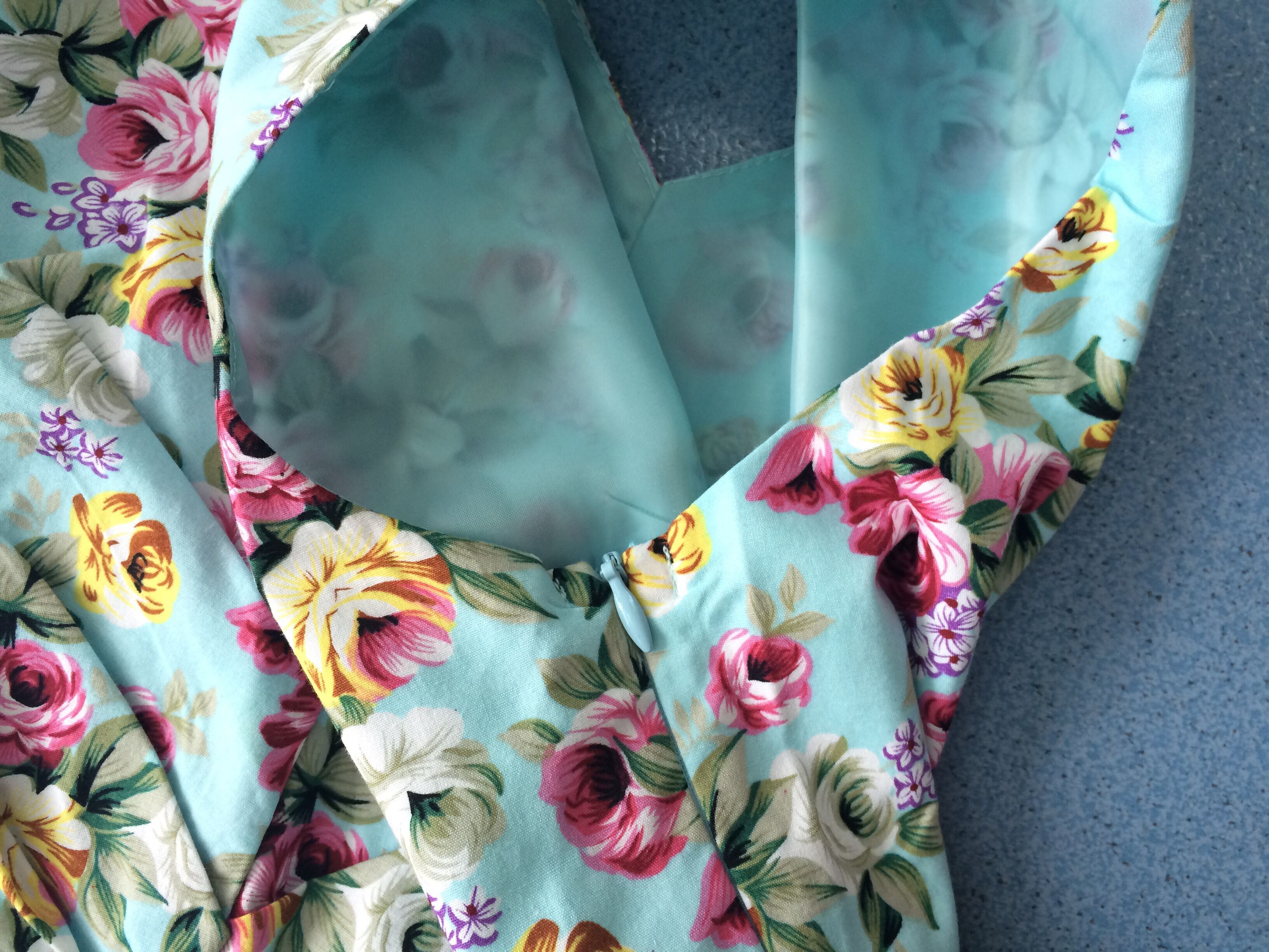 Other Cotton dress floral print sleeveless slim fit retro style Size XL / US 12-14 / IT 48-50 - 3 Thumbnail