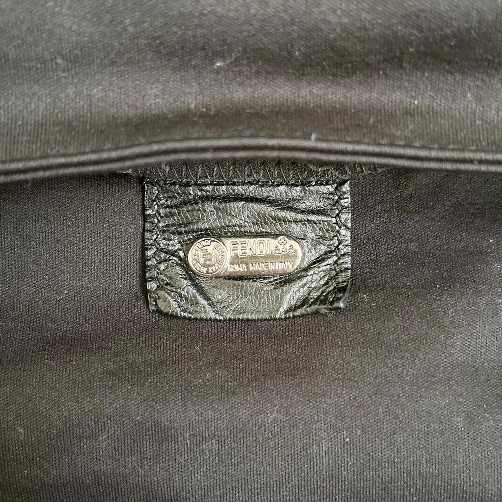 Fendi Fendi - Black Handbag Silver Buckle Size ONE SIZE - 9 Thumbnail