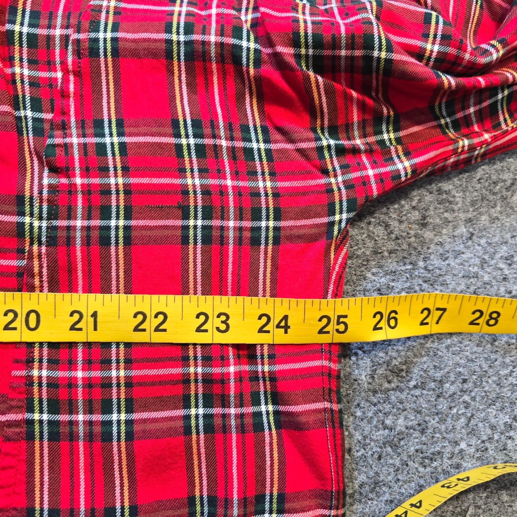Vineyard Vines Vineyard Vines Shirt Womens Size 10 Red Plaid Tartain Flannel Button Up Capsule Regular Long Sleeve Collared Button-Up Casual Vintage No Size L / US 10 / IT 46 - 5 Thumbnail