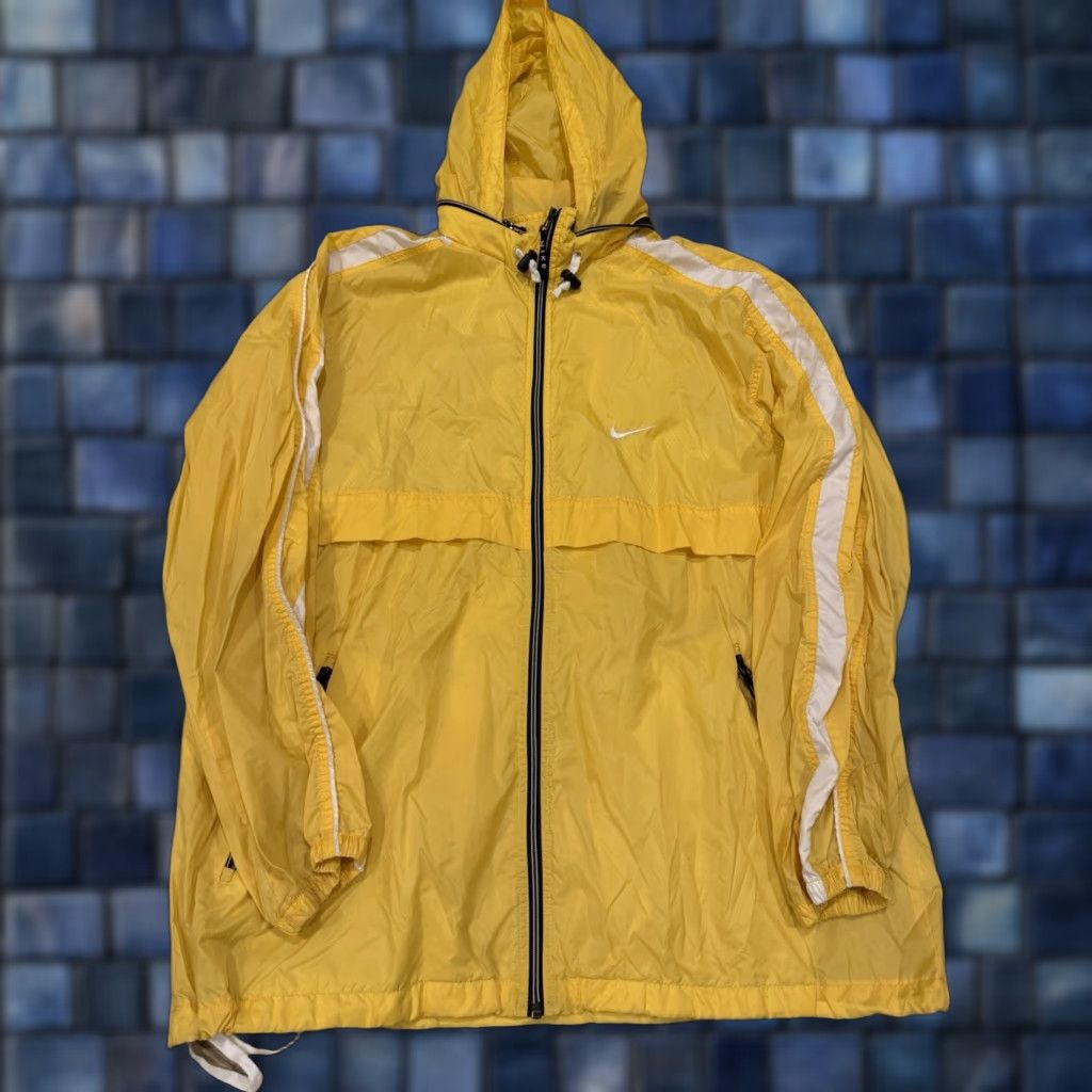 Nike VINTAGE Nike Windbreaker Zip Up Yellow XL 90s Breathable Y2K Jacket Men Size US XL / EU 56 / 4 - 1 Thumbnail