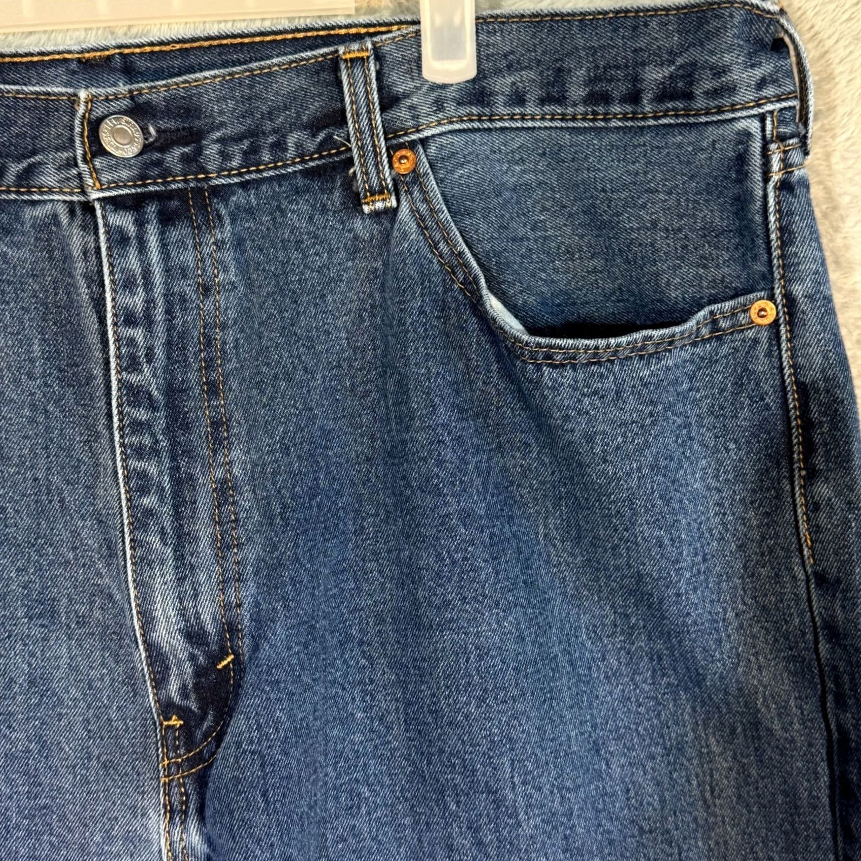 Levi's Levi’s 505 Jeans Men’s 42x32 Blue Denim Mid-Rise Straight Jeans 42 x 32 Regular Fit Modern USA Outdoor Denim Blue Levi’s 505 Mens Jeans Size US 42 / EU 58 - 4 Thumbnail