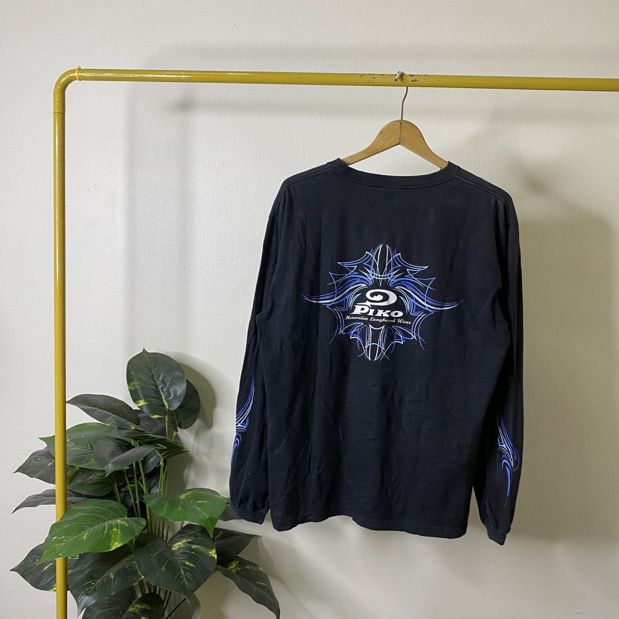 Vintage 1990s Piko Surf Nice Sleeves Detailing LS T Shirt Surfing Size US L / EU 52-54 / 3 - 1 Thumbnail