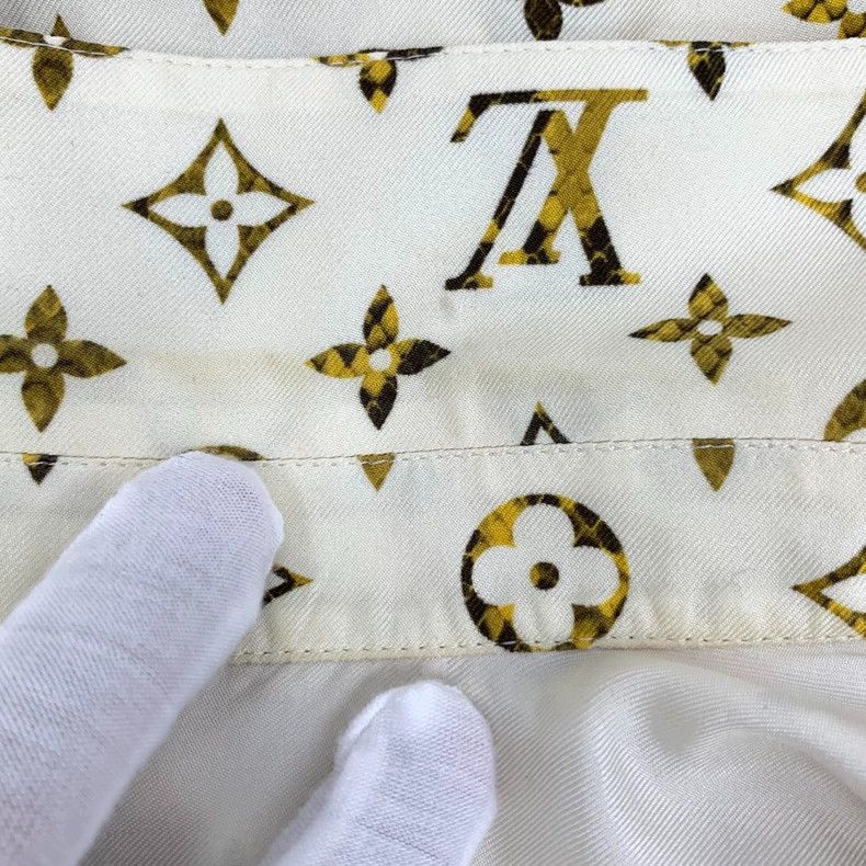 Louis Vuitton Louis Vuitton 23 beige logo presbyopic full print mulberry Size XS / US 0-2 / IT 36-38 - 9 Thumbnail