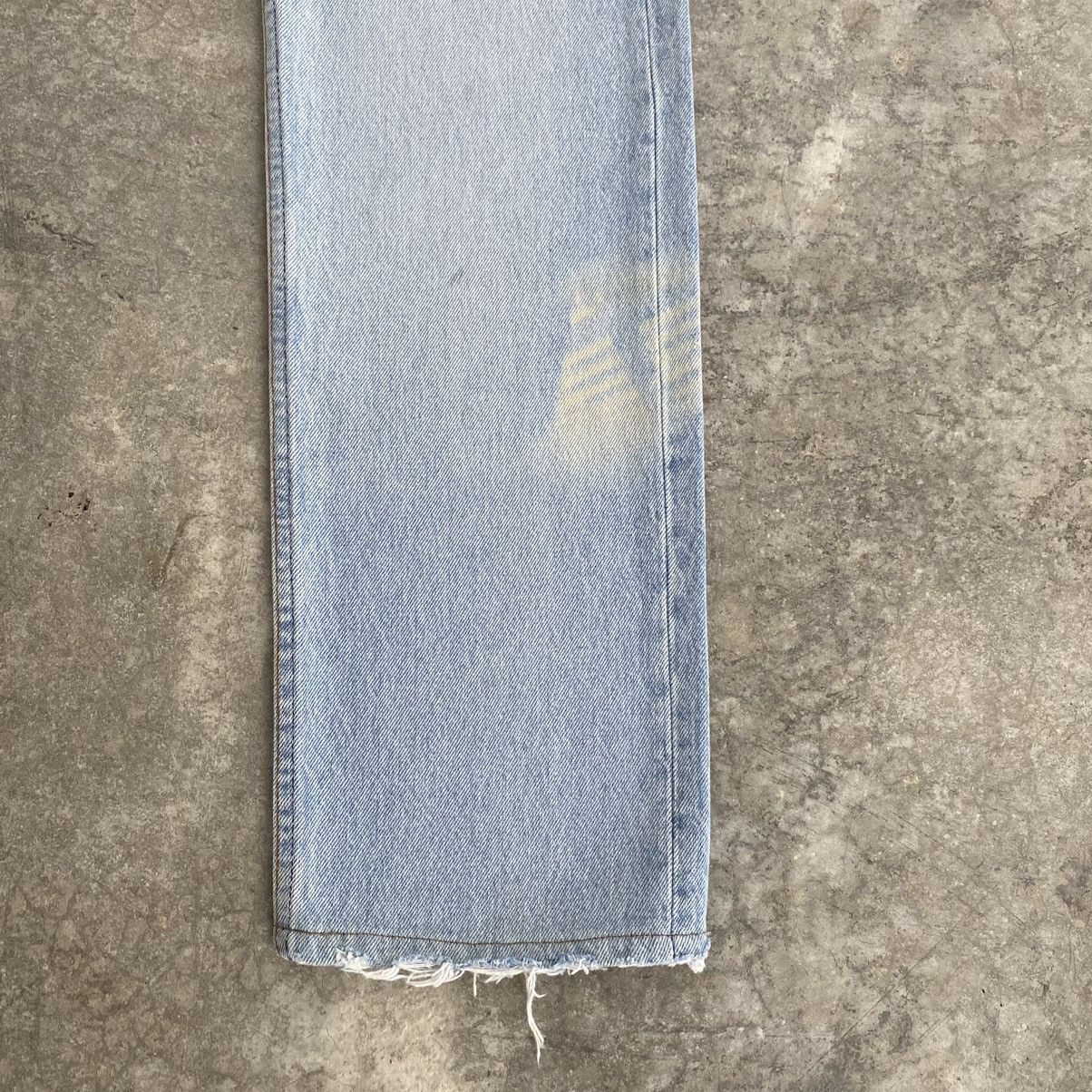 Levi's Size 27x29.5 Vintage 1990 Levis 501 Light Blue Denim Jeans Size US 27 - 8 Thumbnail